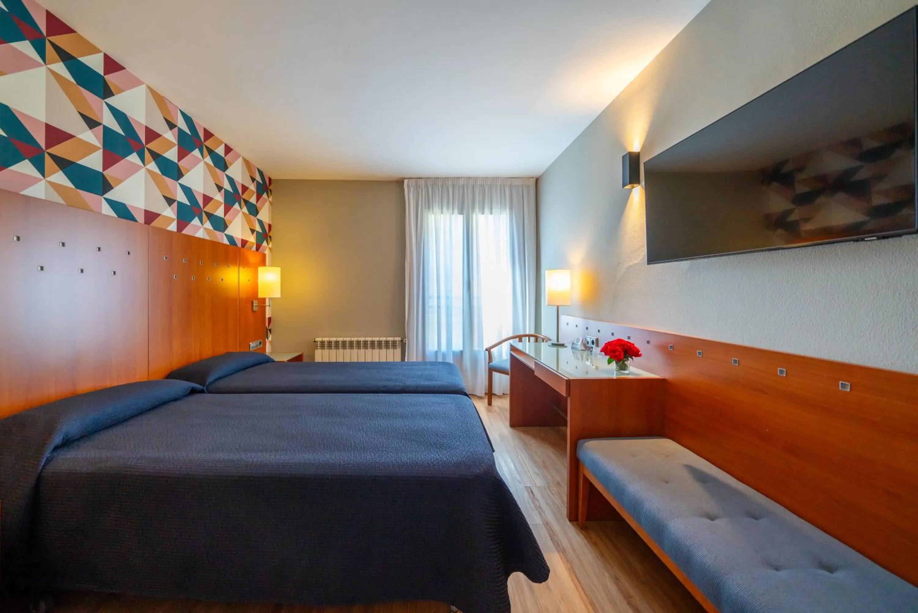 Bed in Hotel J. Balmes Vic