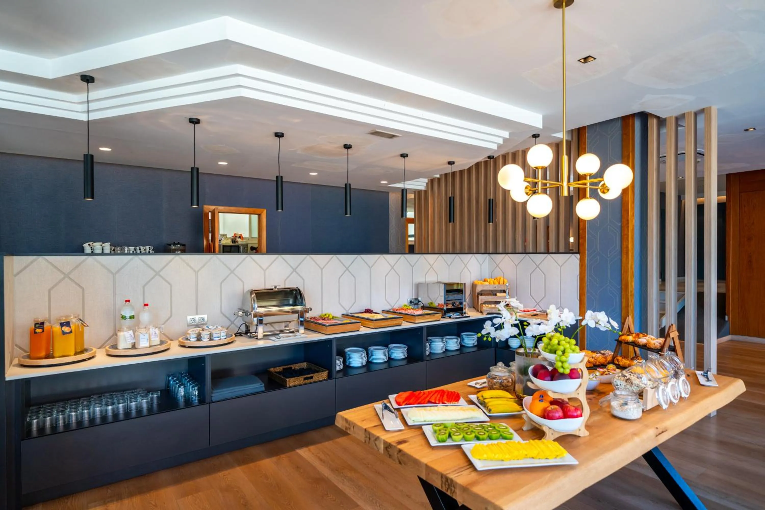 Breakfast in Hotel J. Balmes Vic