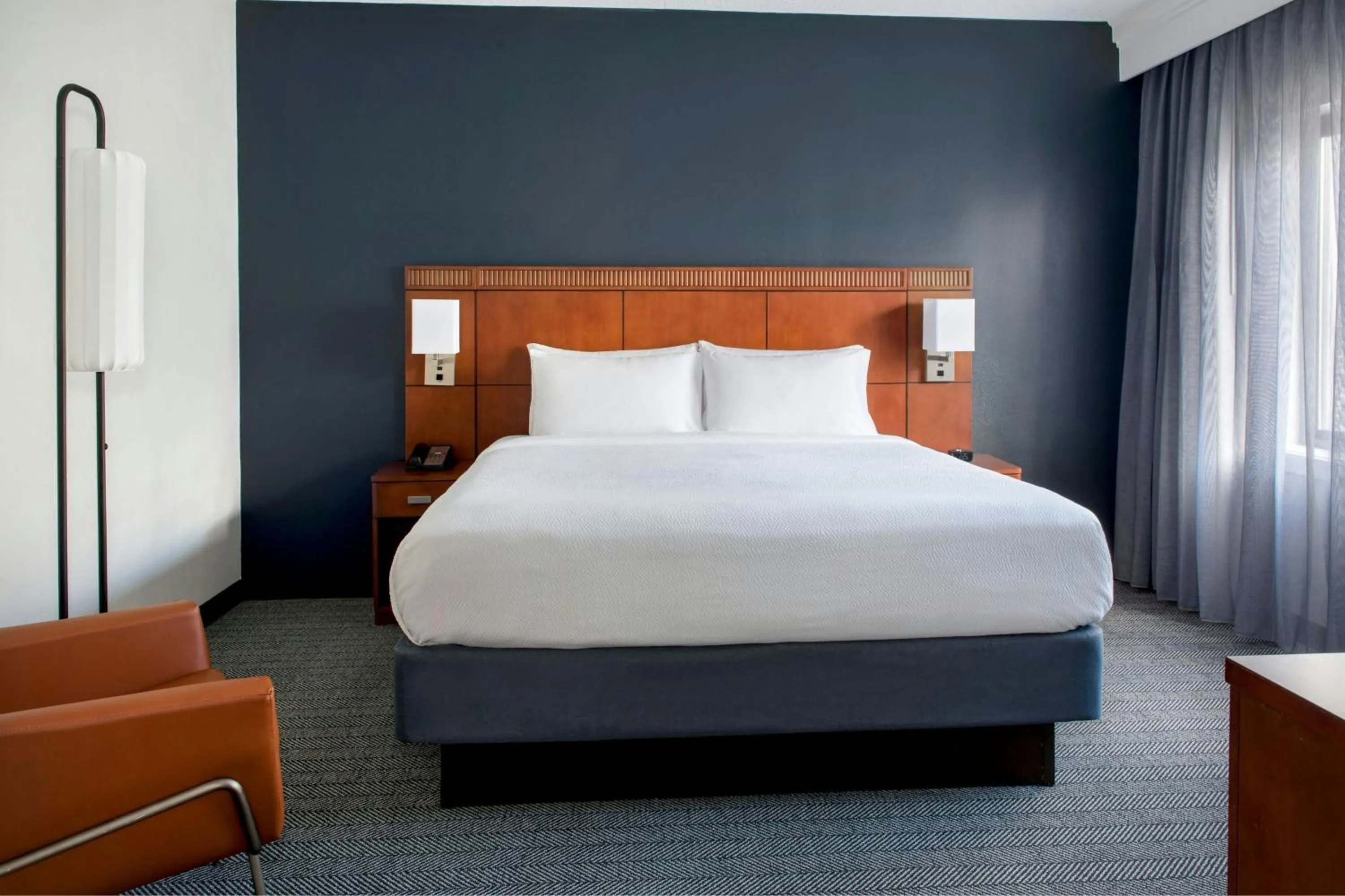 Bedroom, Bed in Courtyard by Marriott Annapolis