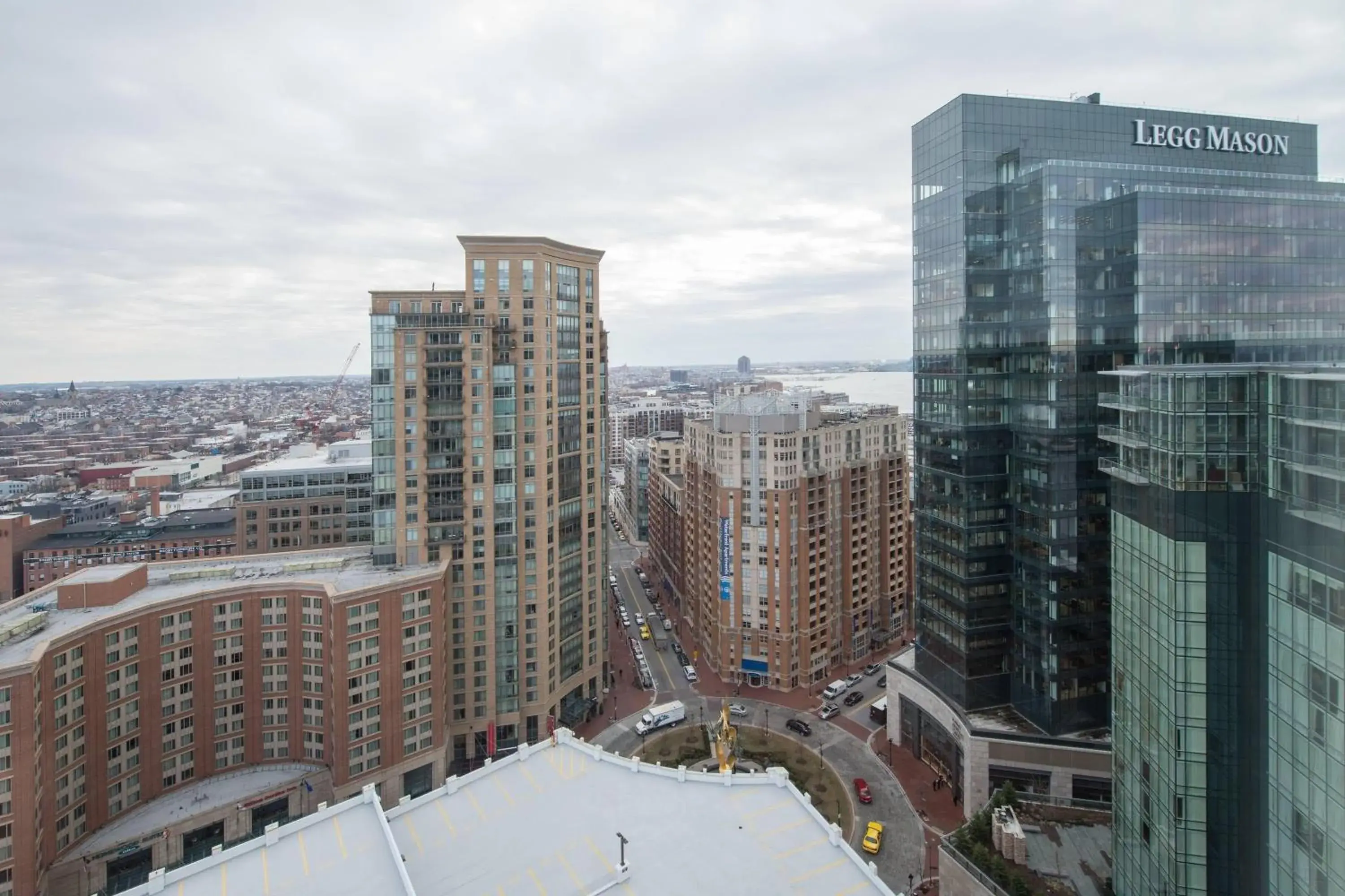 Club Level King Room in Baltimore Marriott Waterfront Club Level King Room in Baltimore Marriott Waterfront