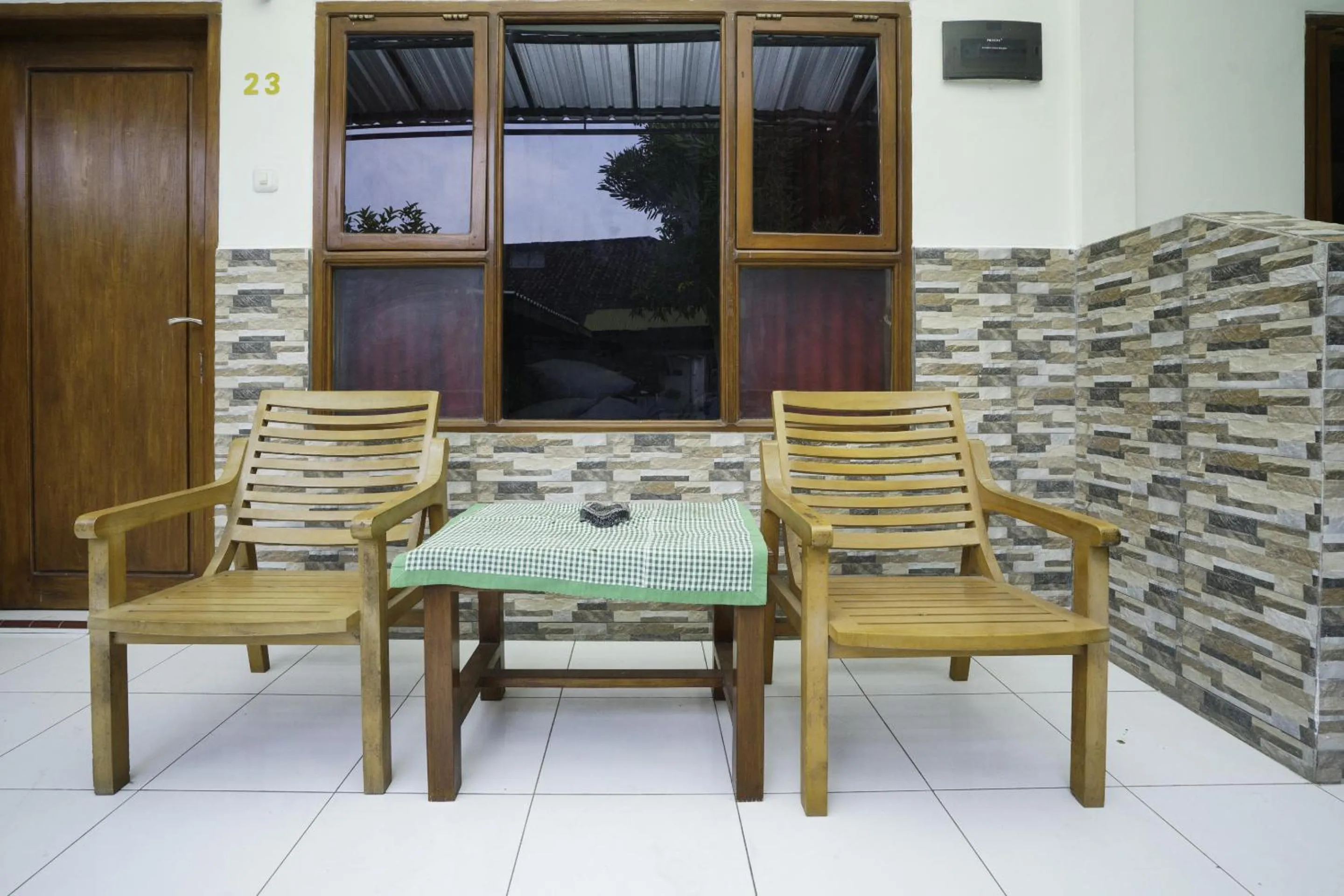 Patio in Hotel Tentrem Syariah