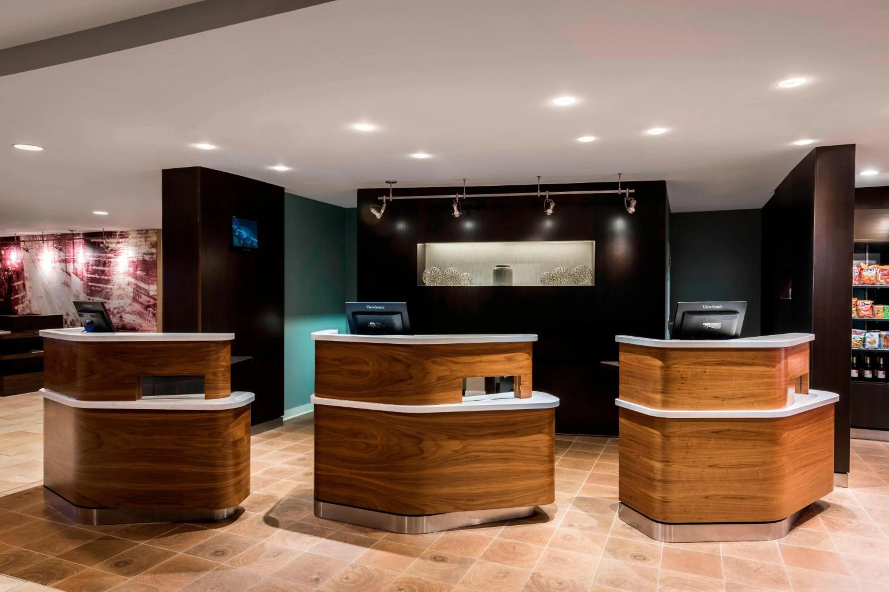 Lobby or reception in Courtyard Chicago O'Hare