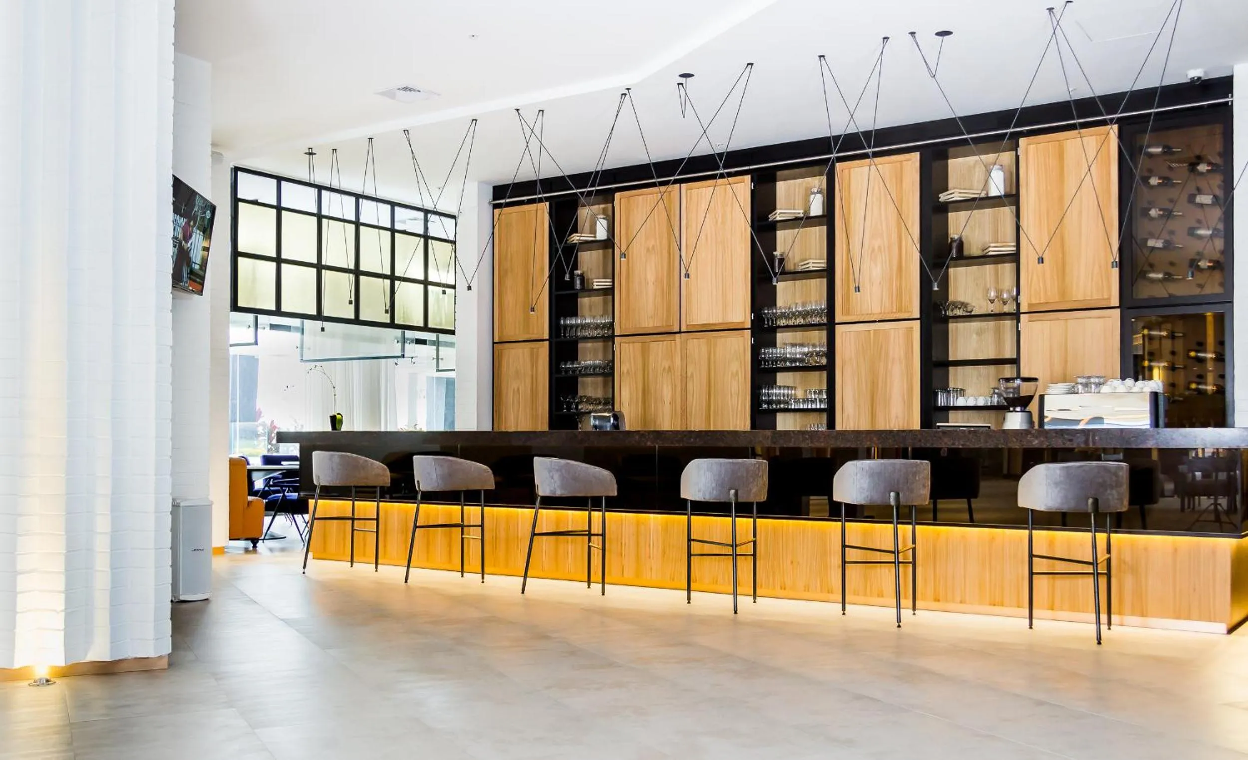 Lounge or bar in Eb Hotel By Eurobuilding Quito Airport