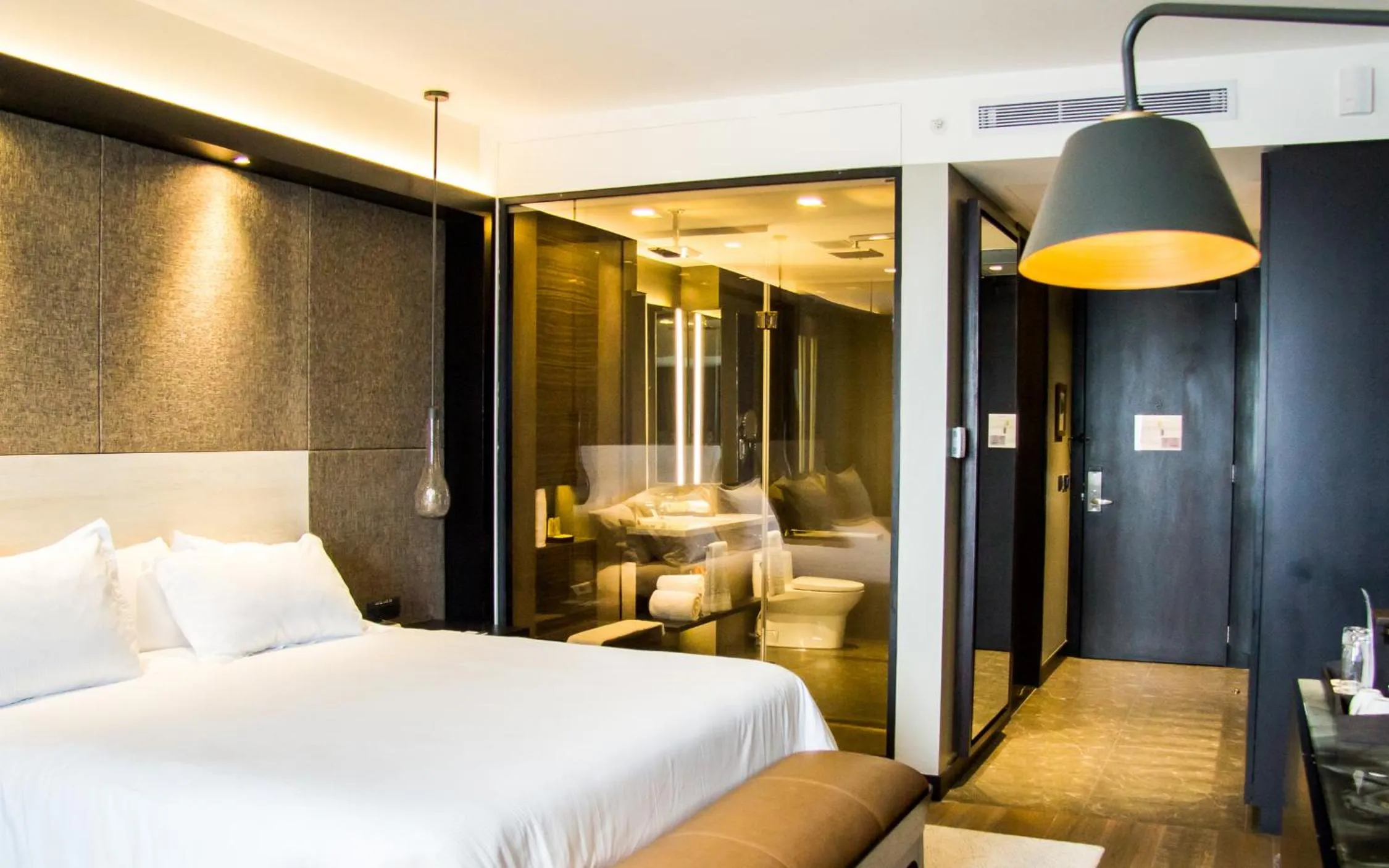 Bed in Eb Hotel By Eurobuilding Quito Airport