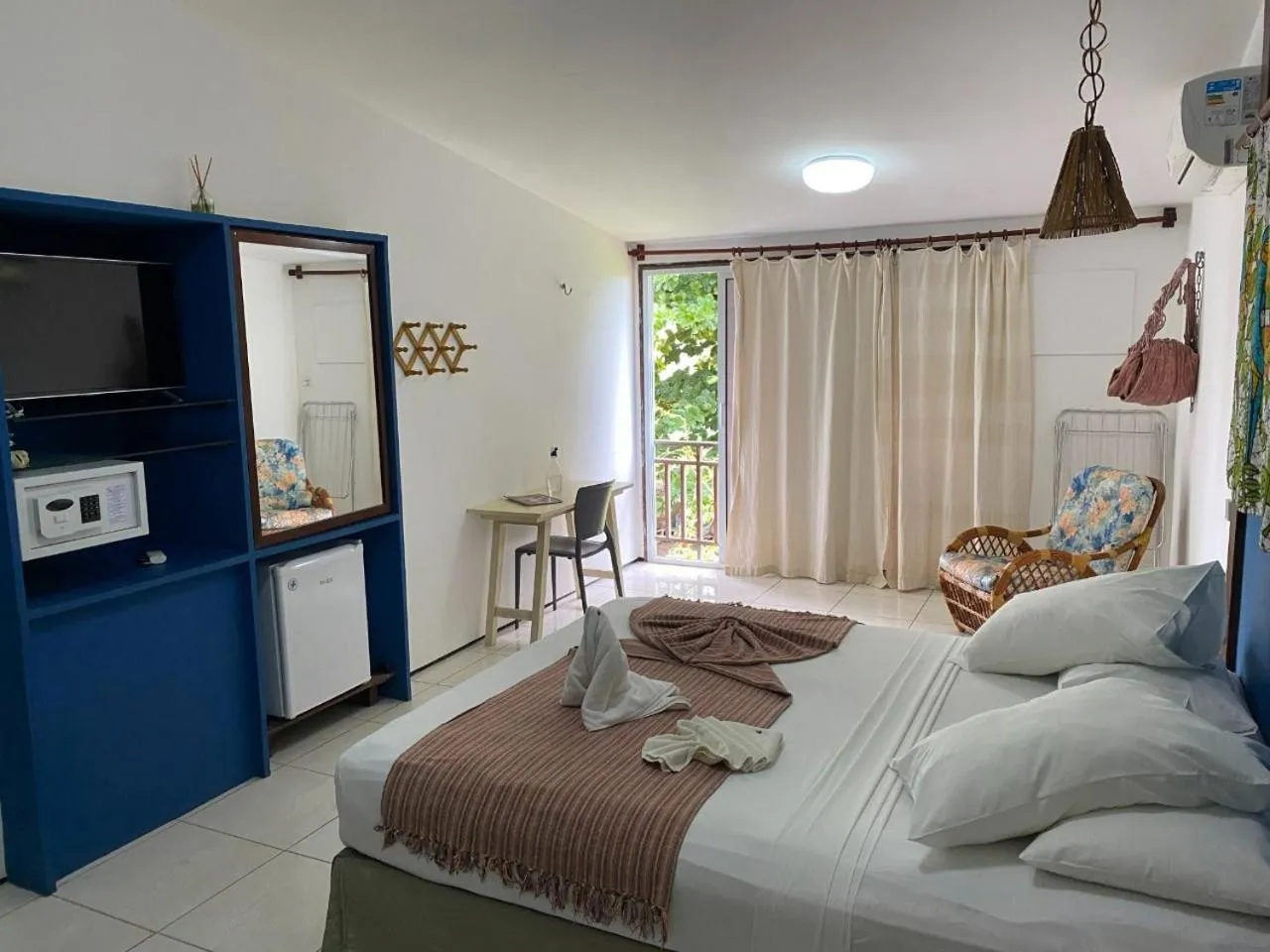 Photo of the whole room, Bed in Pousada Barra Velha