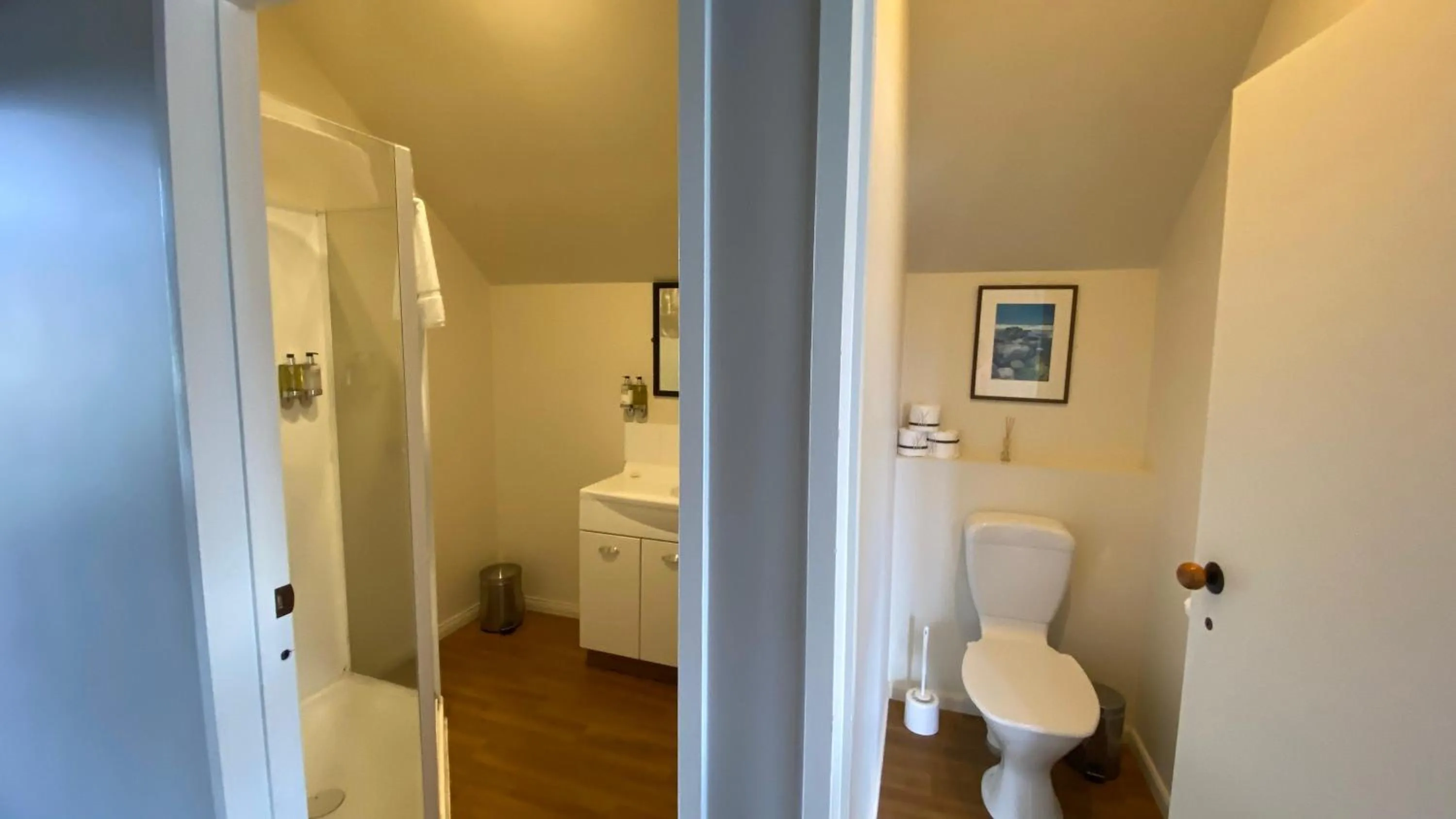 Shower in Lake Tekapo Village Motel