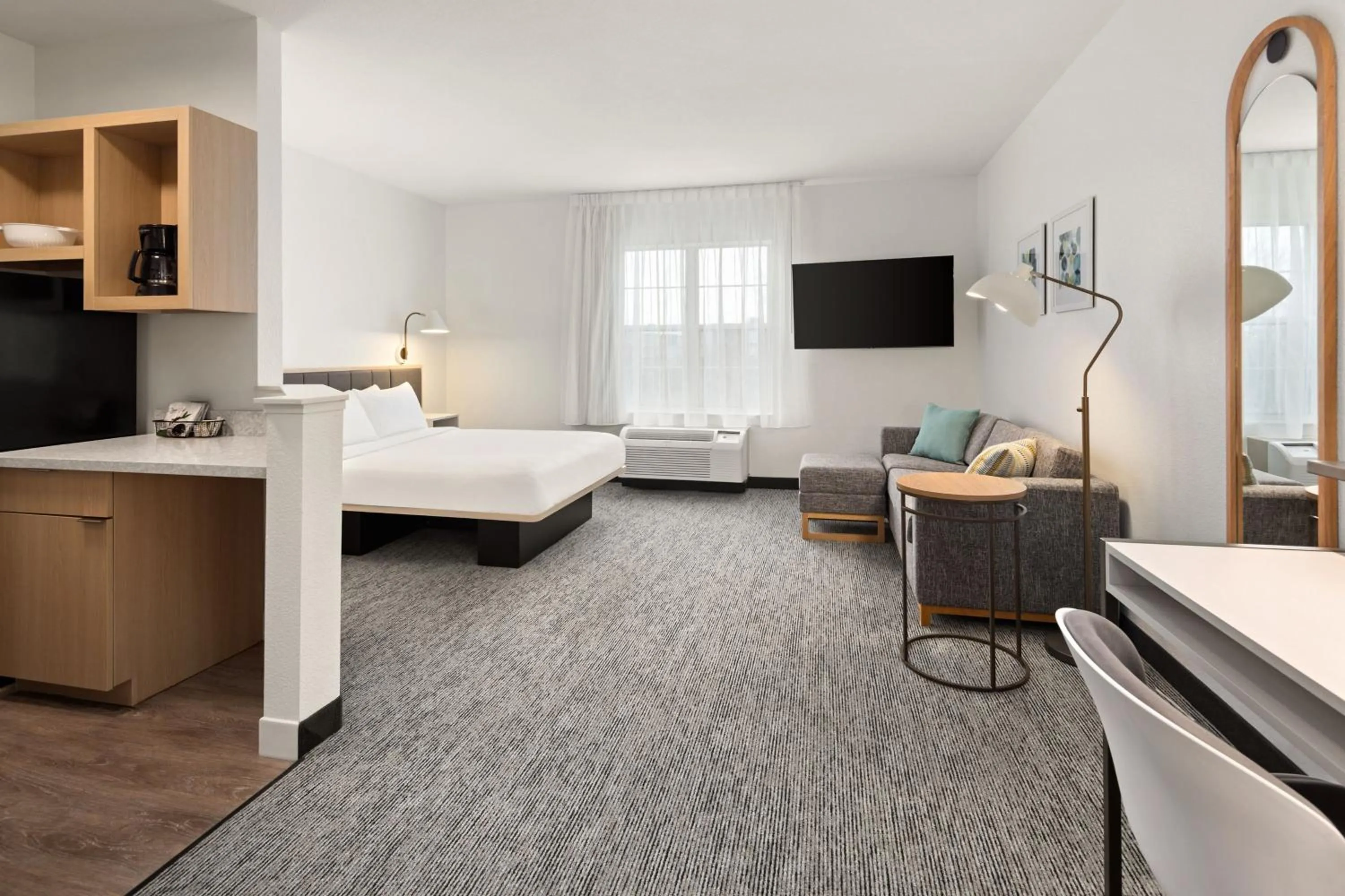 Bedroom, Bed in TownePlace Suites Chicago Lombard