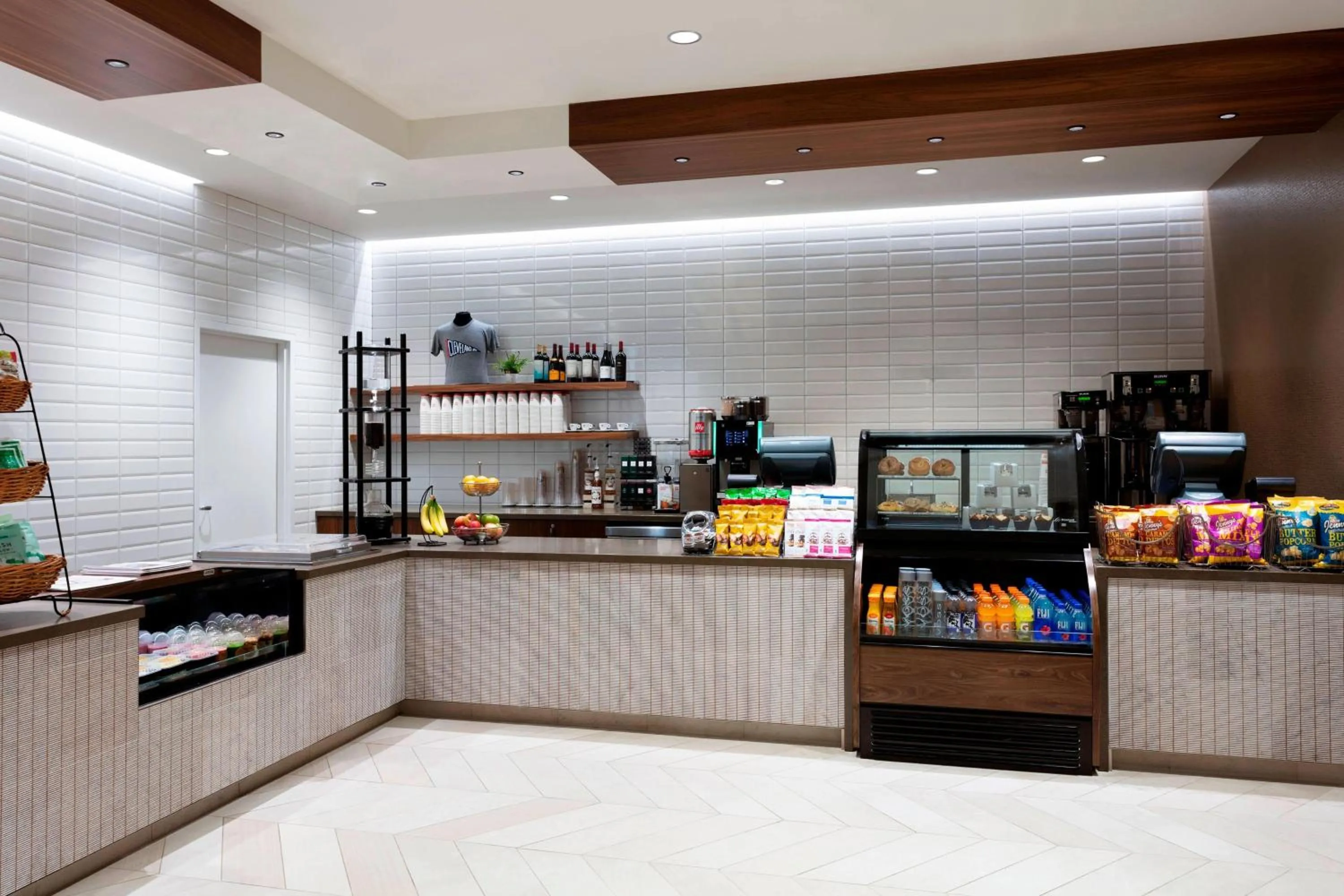 Restaurant/places to eat in Cleveland Marriott Downtown at Key Tower