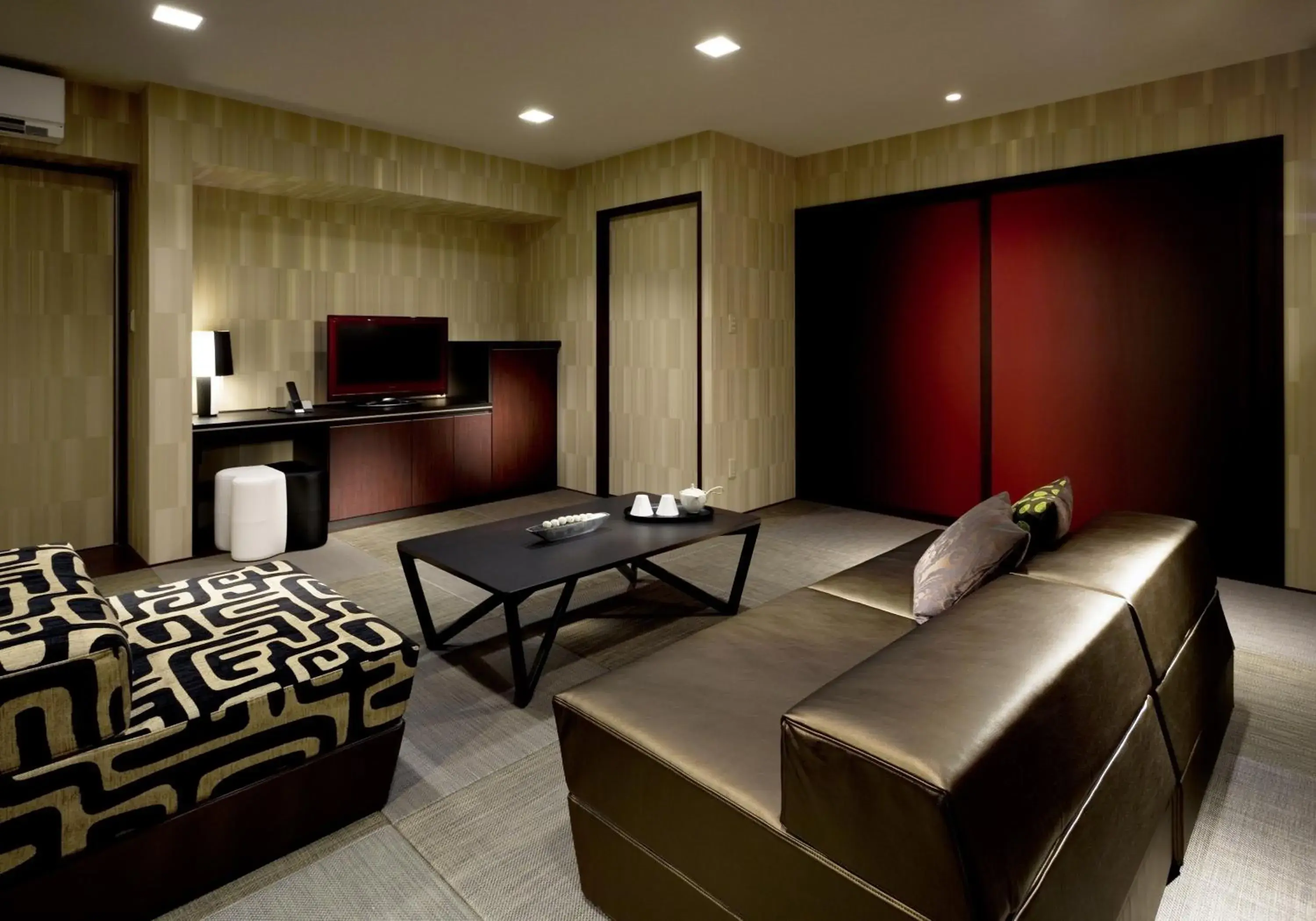 Deluxe Japanese-Style Room - single occupancy - Non-Smoking in Village Kyoto Deluxe Japanese-Style Room - single occupancy - Non-Smoking in Village Kyoto