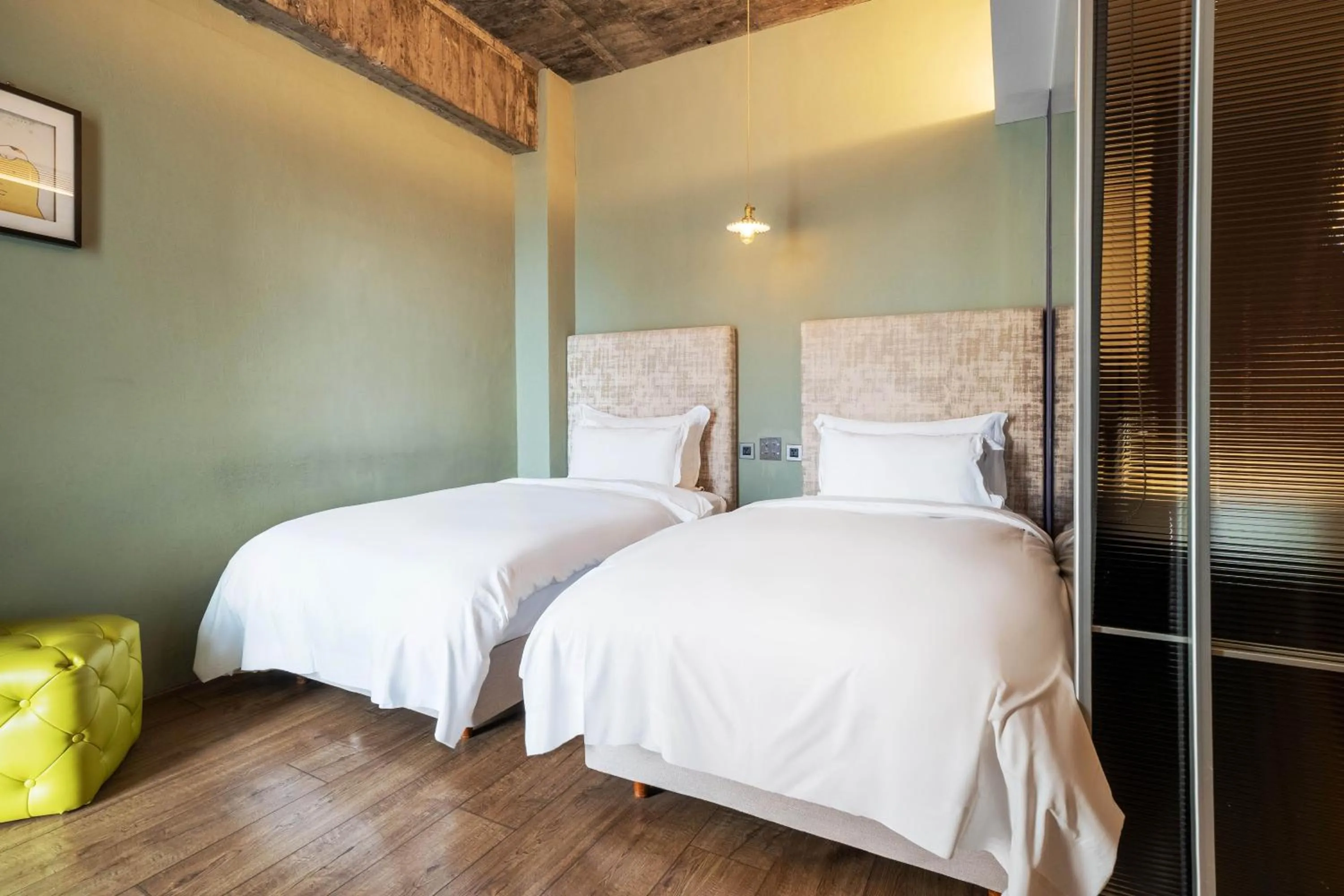 Bed in CHECK inn HIVE