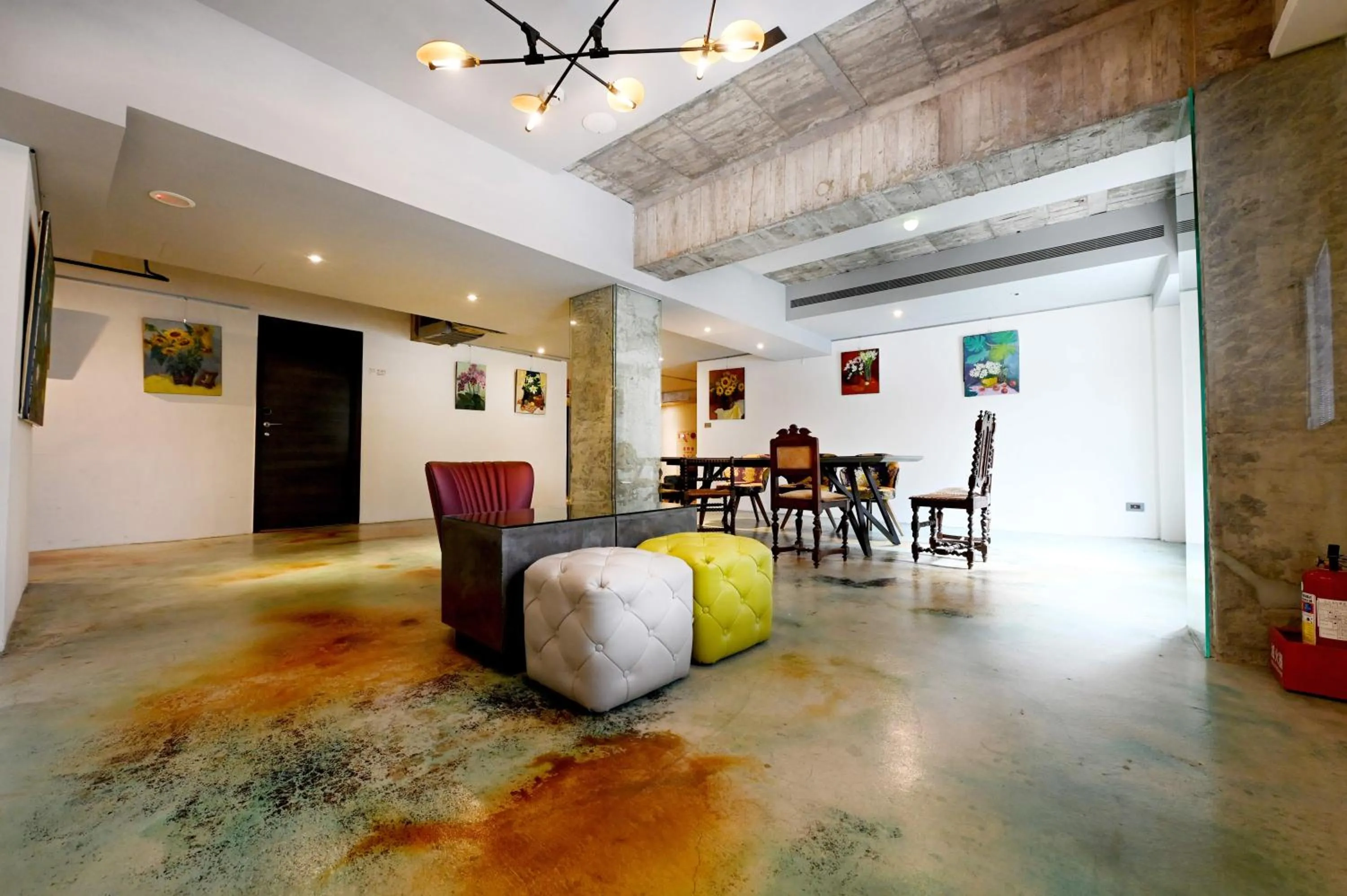 Seating area in CHECK inn HIVE