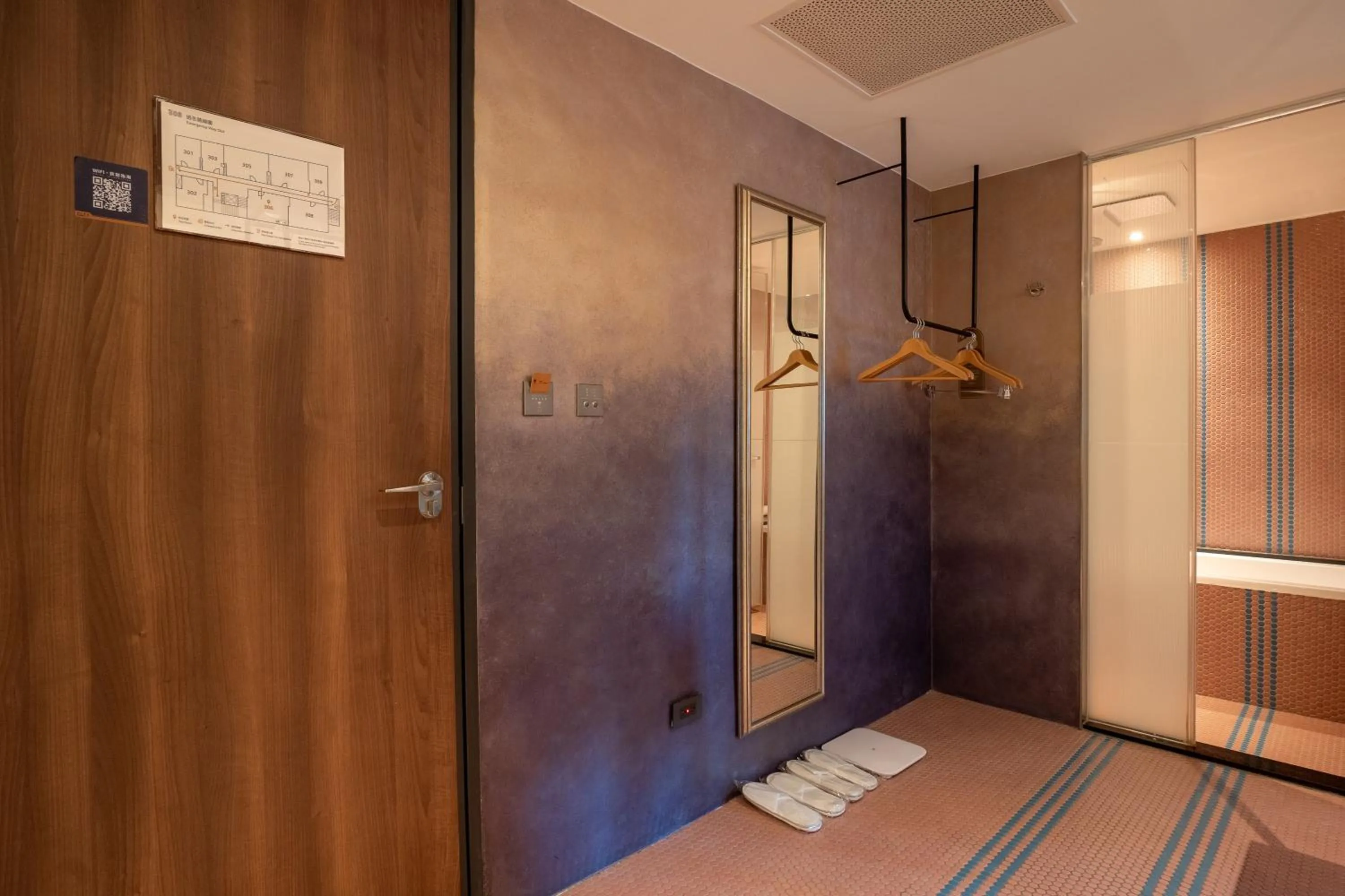 wardrobe in CHECK inn HIVE