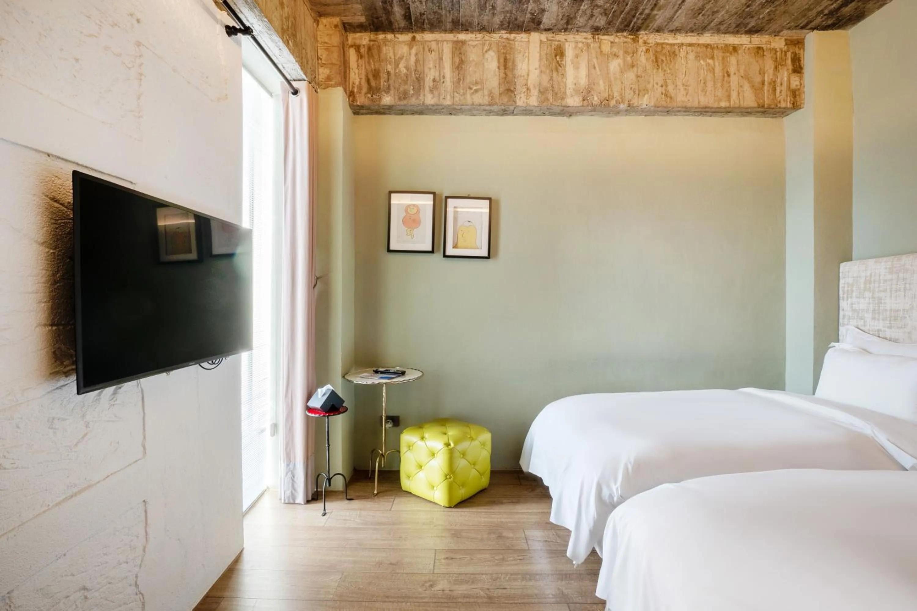 Bed in CHECK inn HIVE