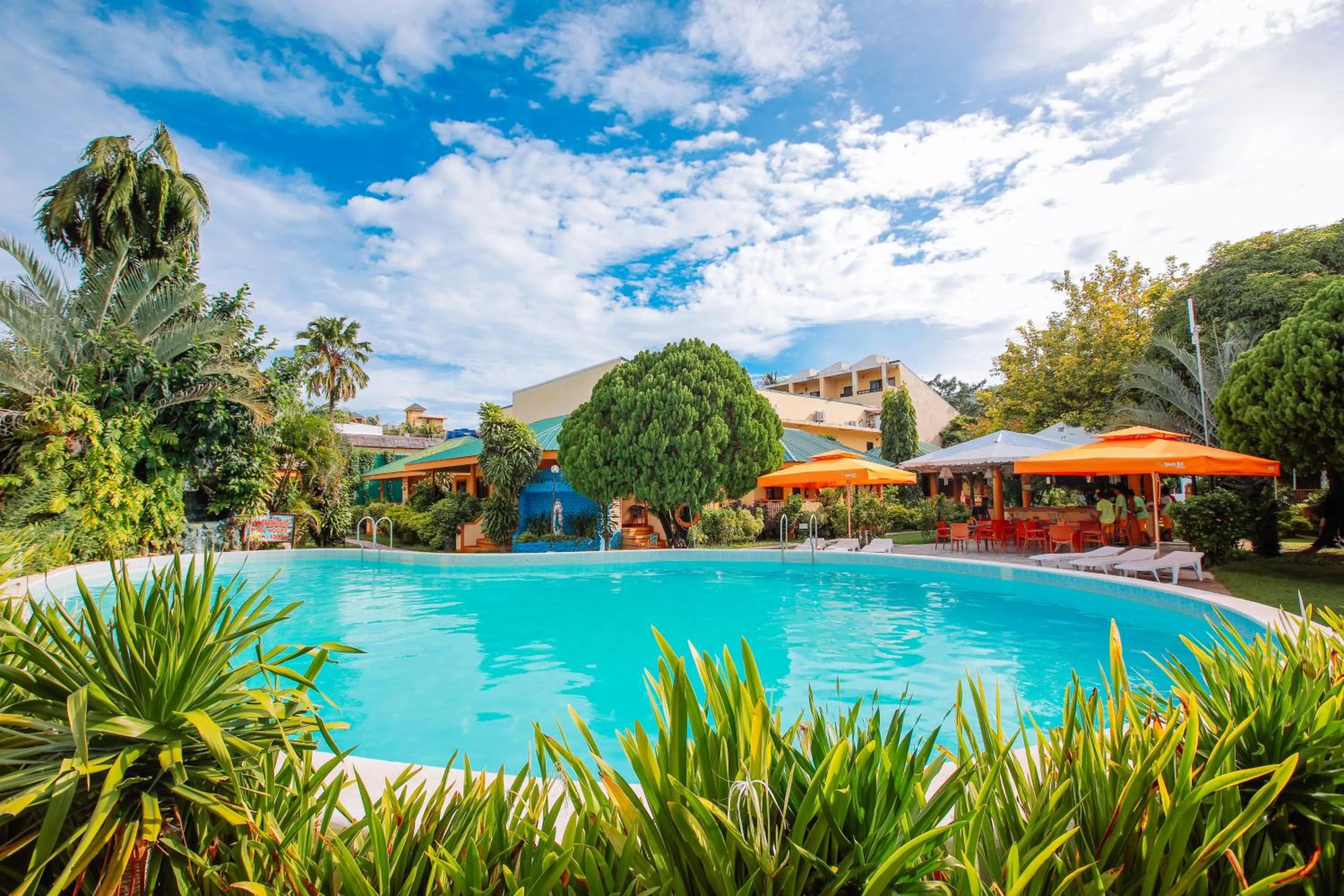 Swimming pool in Paradise Garden Hotel and Convention Center Boracay Powered by ASTON
