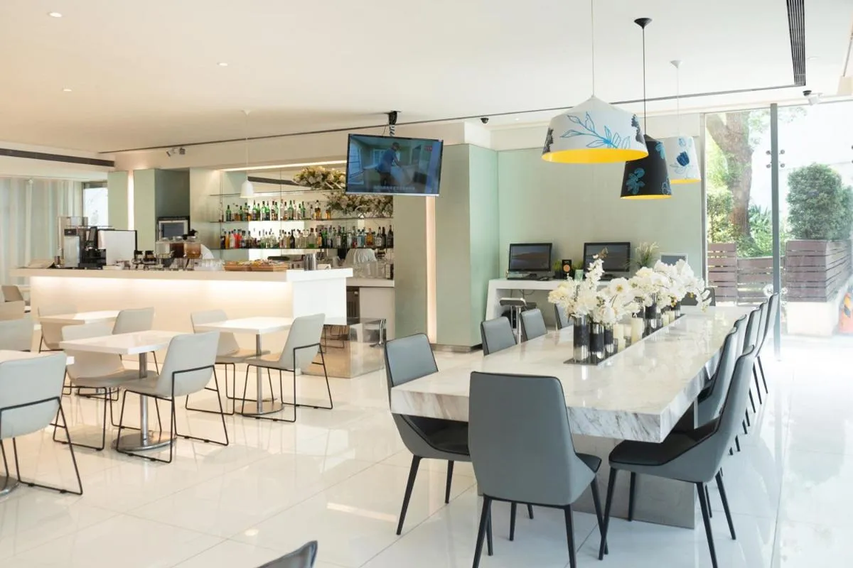 Restaurant/places to eat in Ambience Hotel Taipei