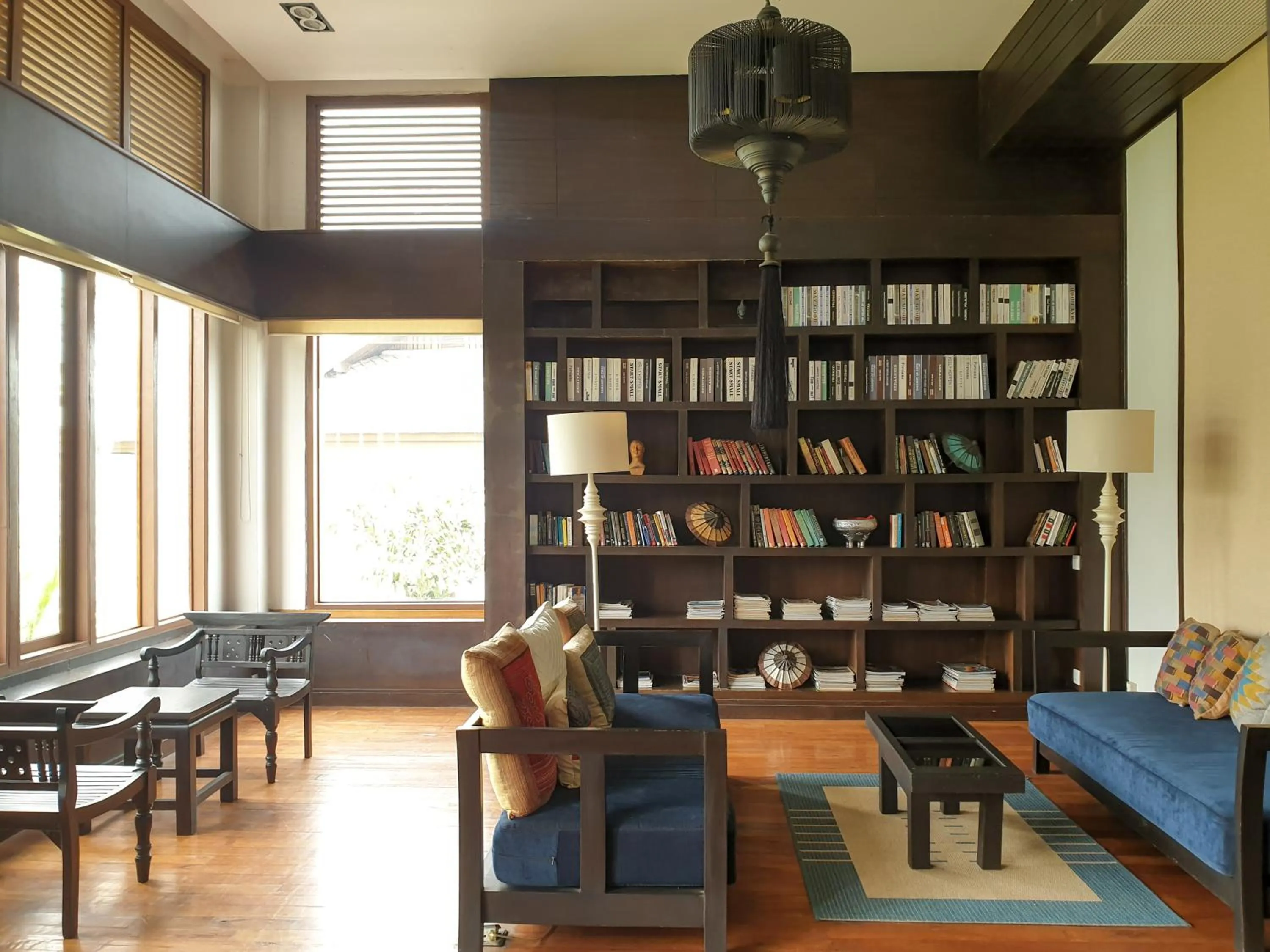 Library in Le Palais Juliana