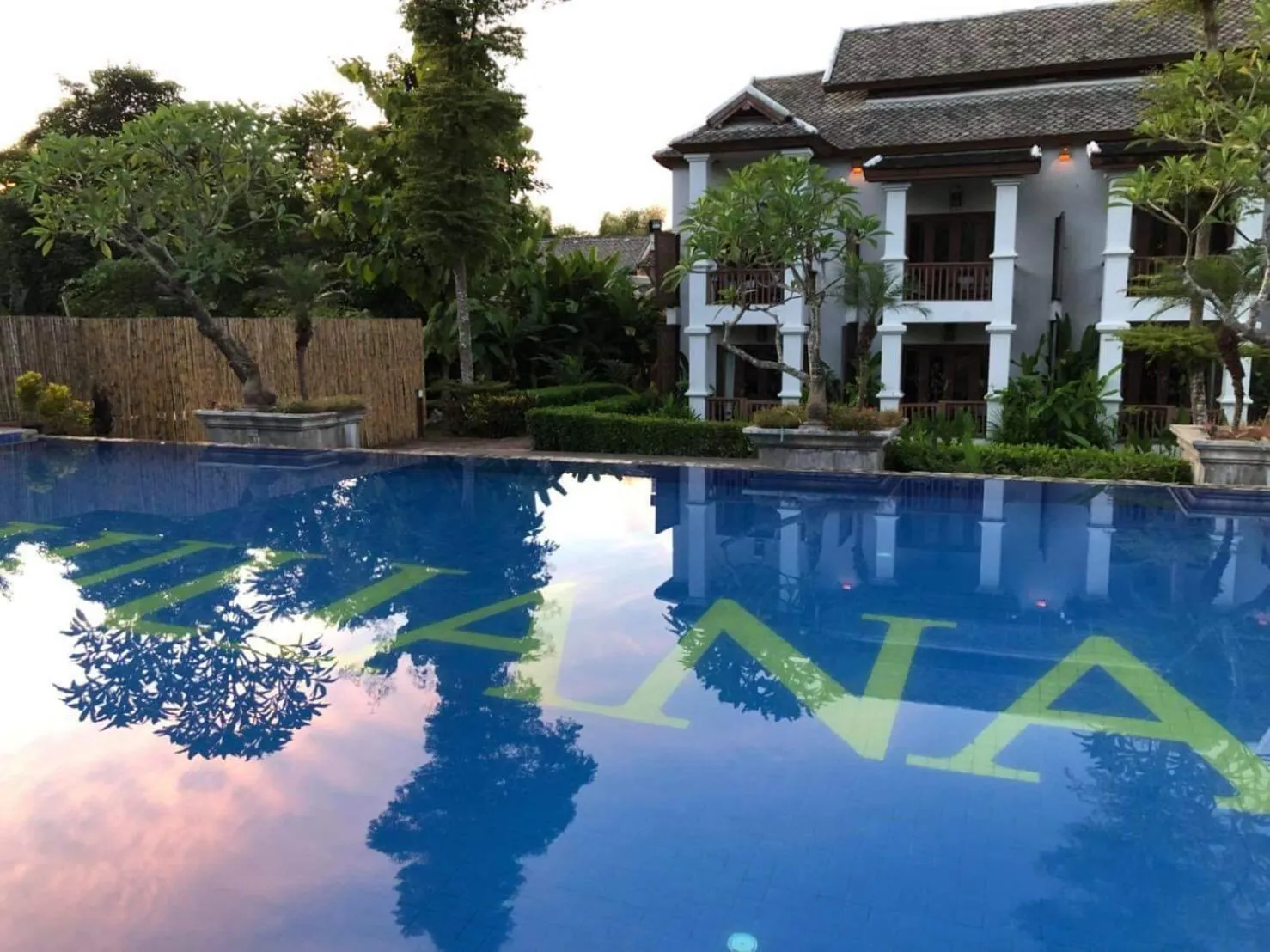 Swimming pool in Le Palais Juliana