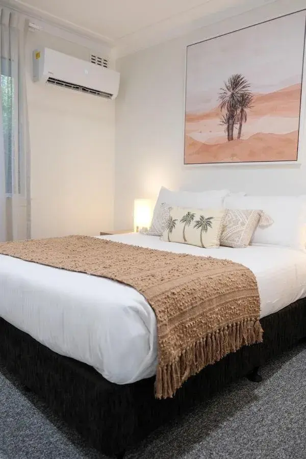 Double Room with Shared Bathroom in Murwillumbah Motor Inn Double Room with Shared Bathroom in Murwillumbah Motor Inn