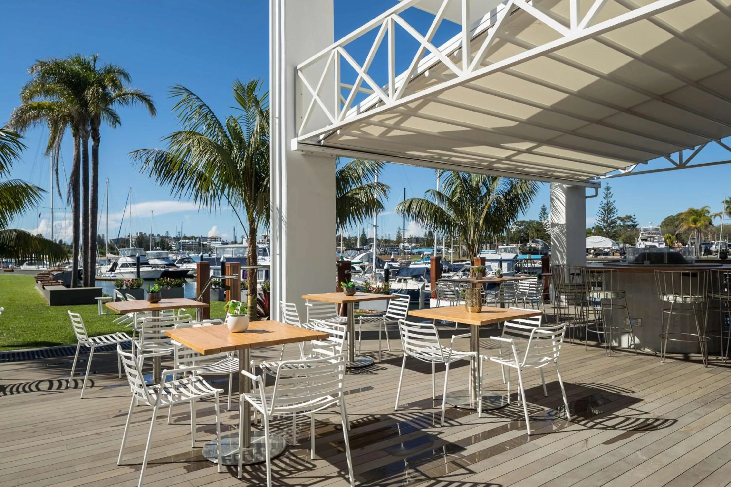 Restaurant/places to eat in Sails Port Macquarie by Rydges