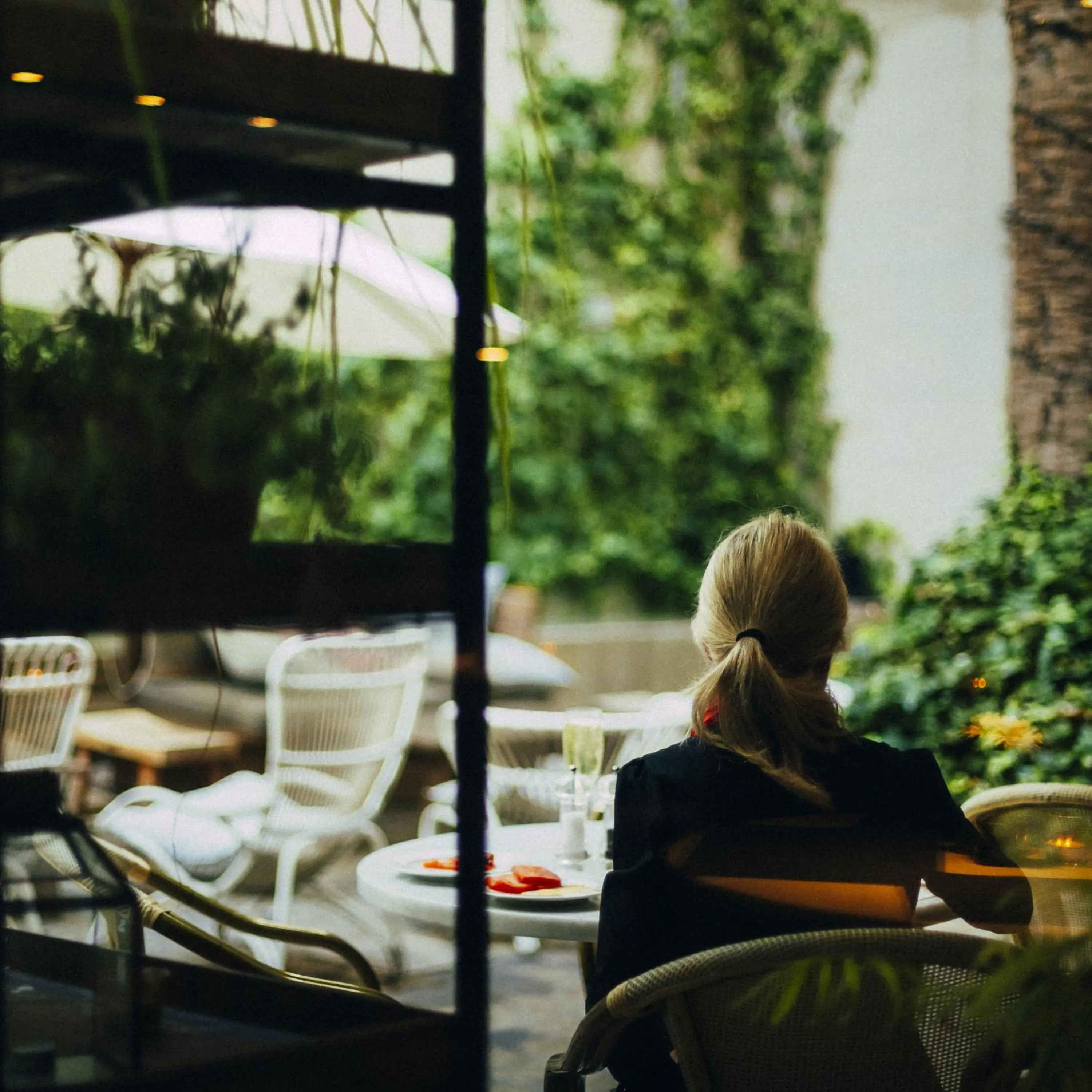 Restaurant/places to eat in Petit Palace Hotel Tres