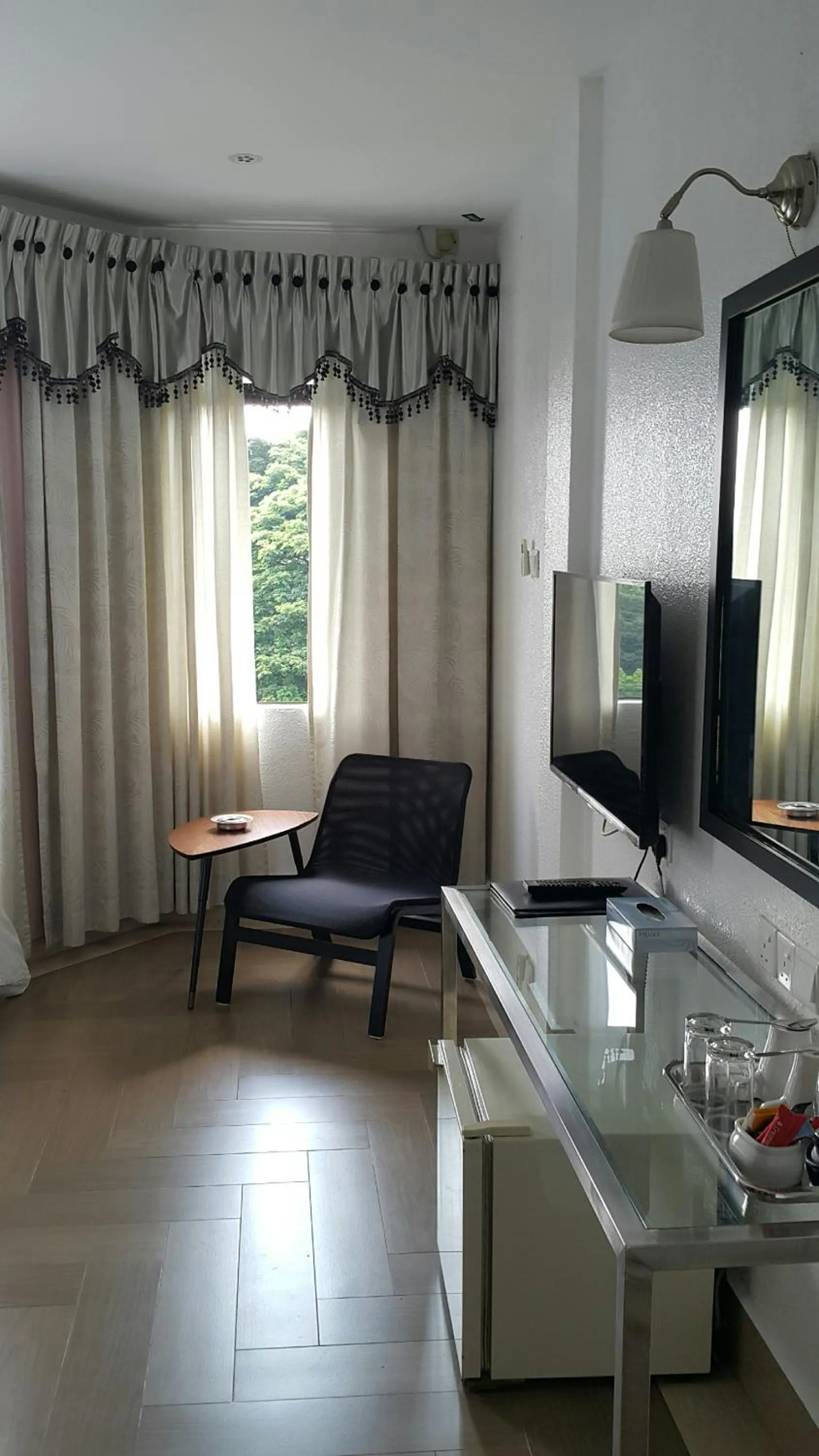 TV and multimedia in Dynasty Inn