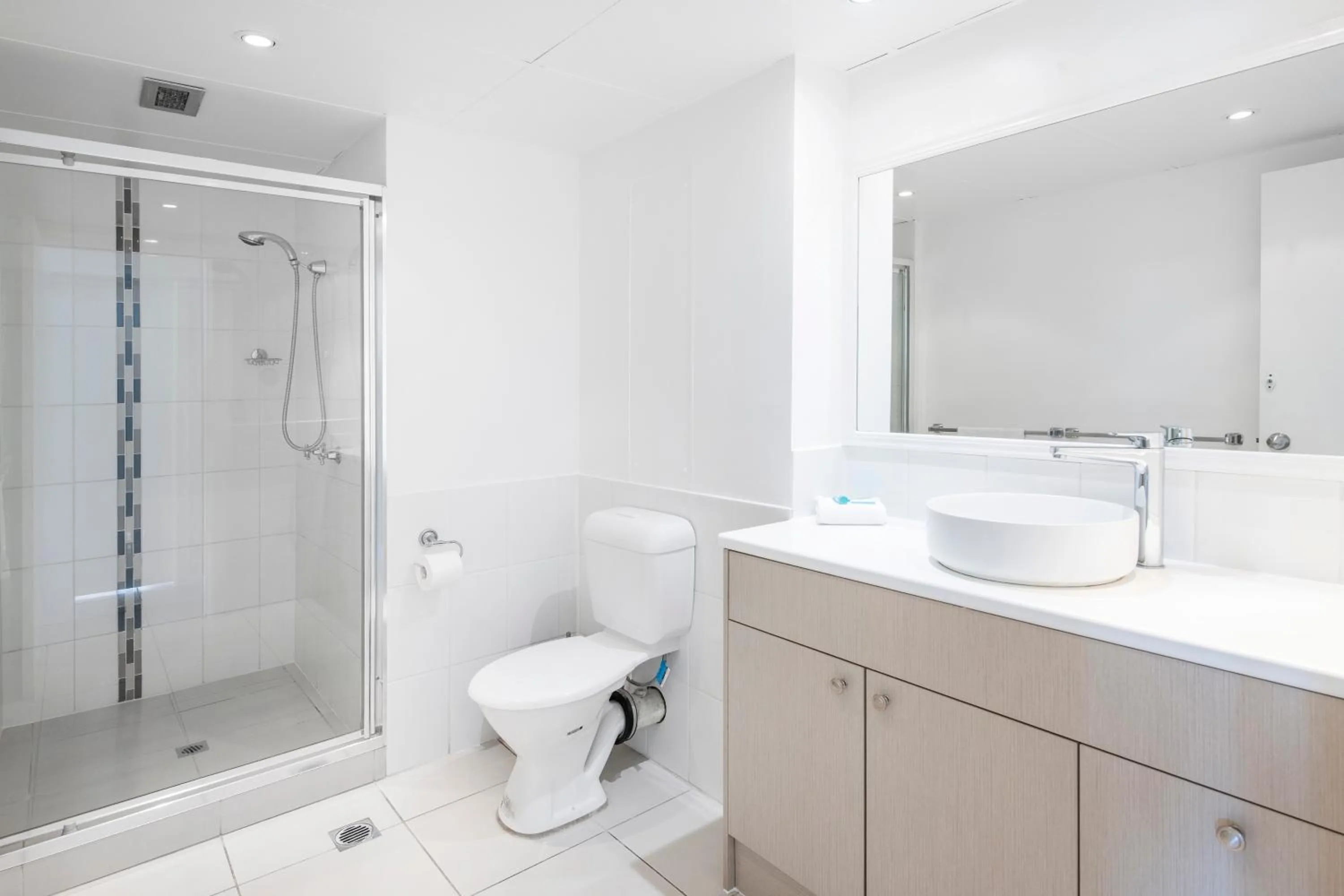 Bathroom in Moorings On Cavill Surfers Paradise