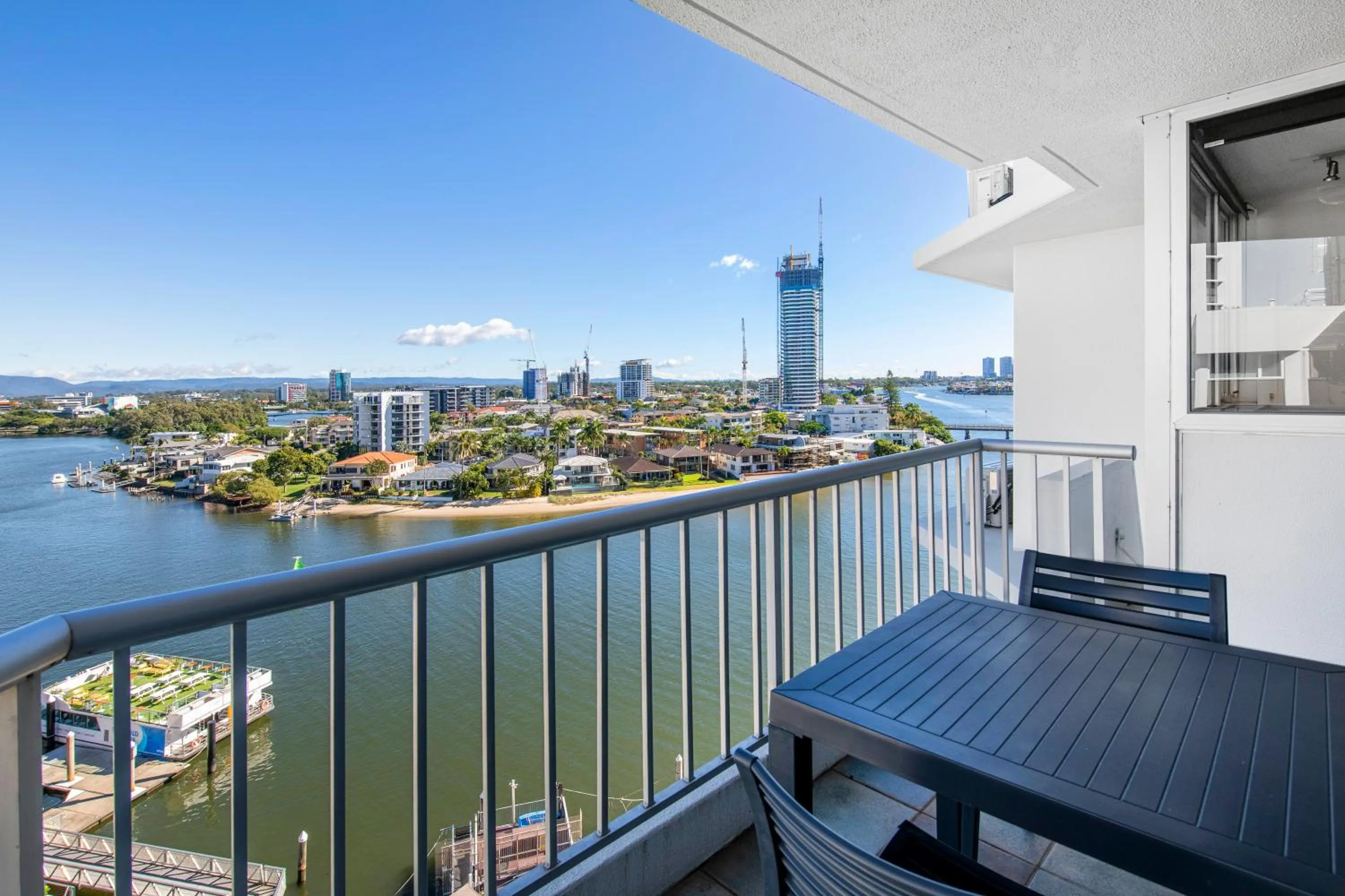 River view in Moorings On Cavill Surfers Paradise