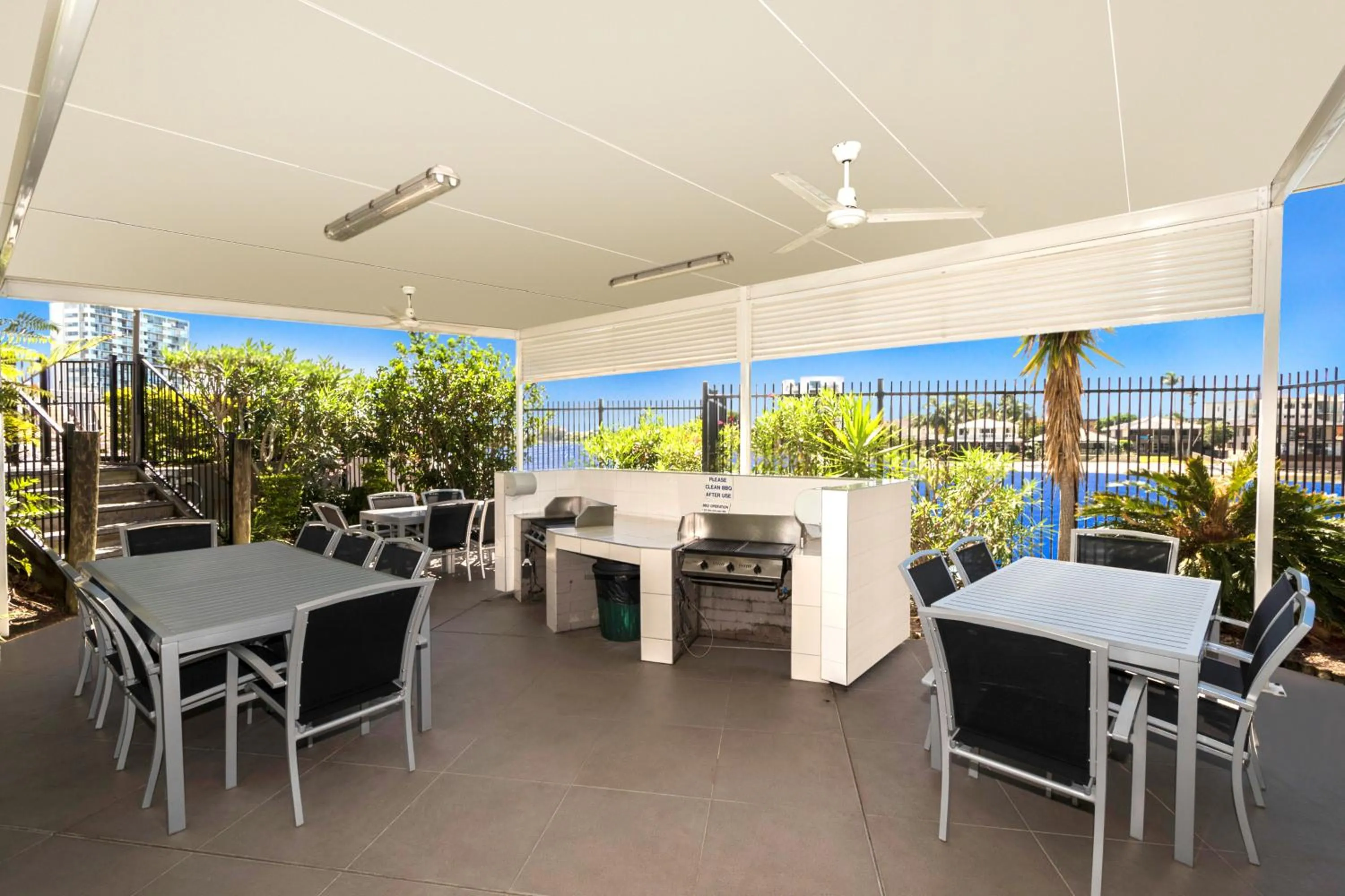 BBQ facilities in Moorings On Cavill Surfers Paradise