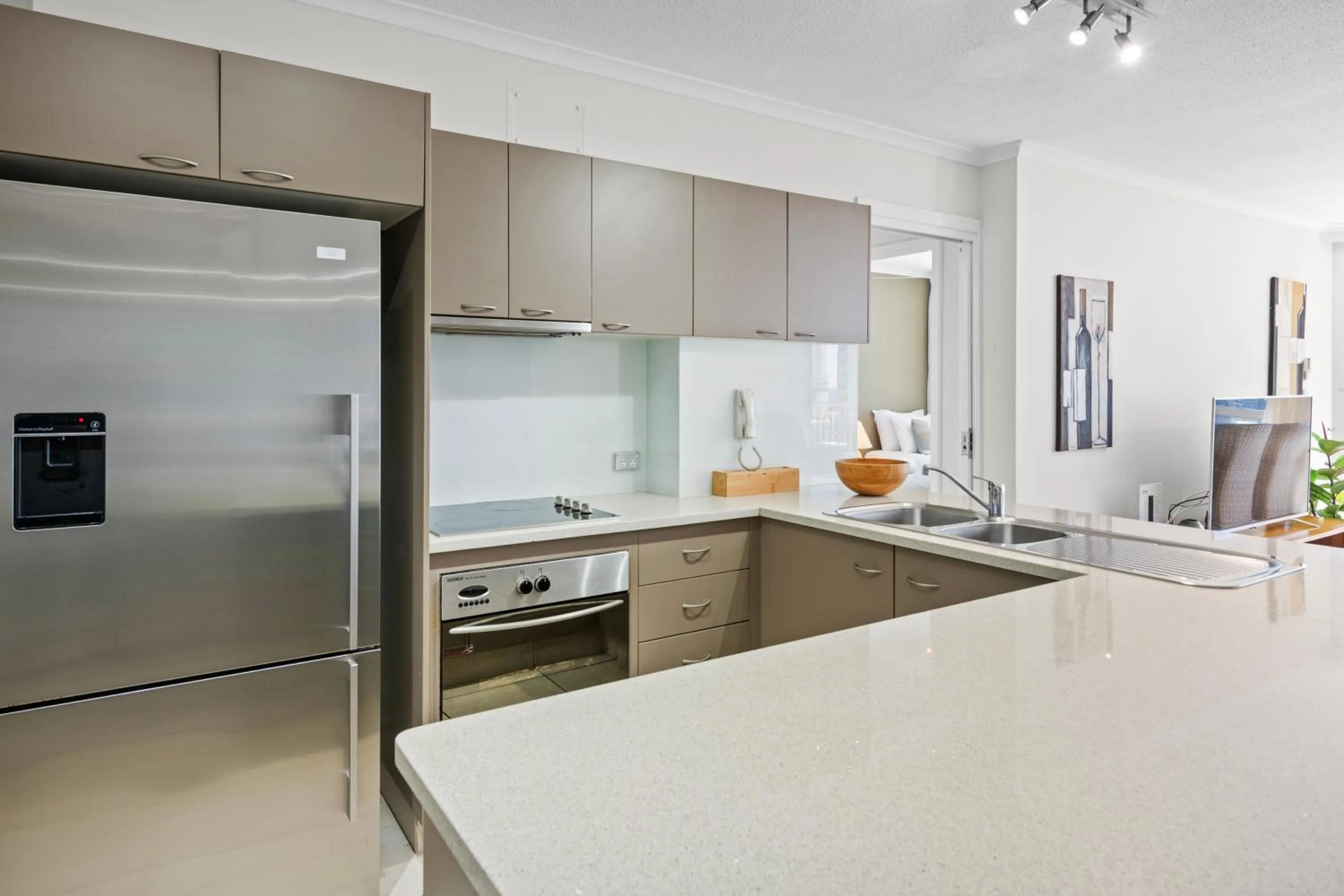 Kitchen or kitchenette in Moorings On Cavill Surfers Paradise