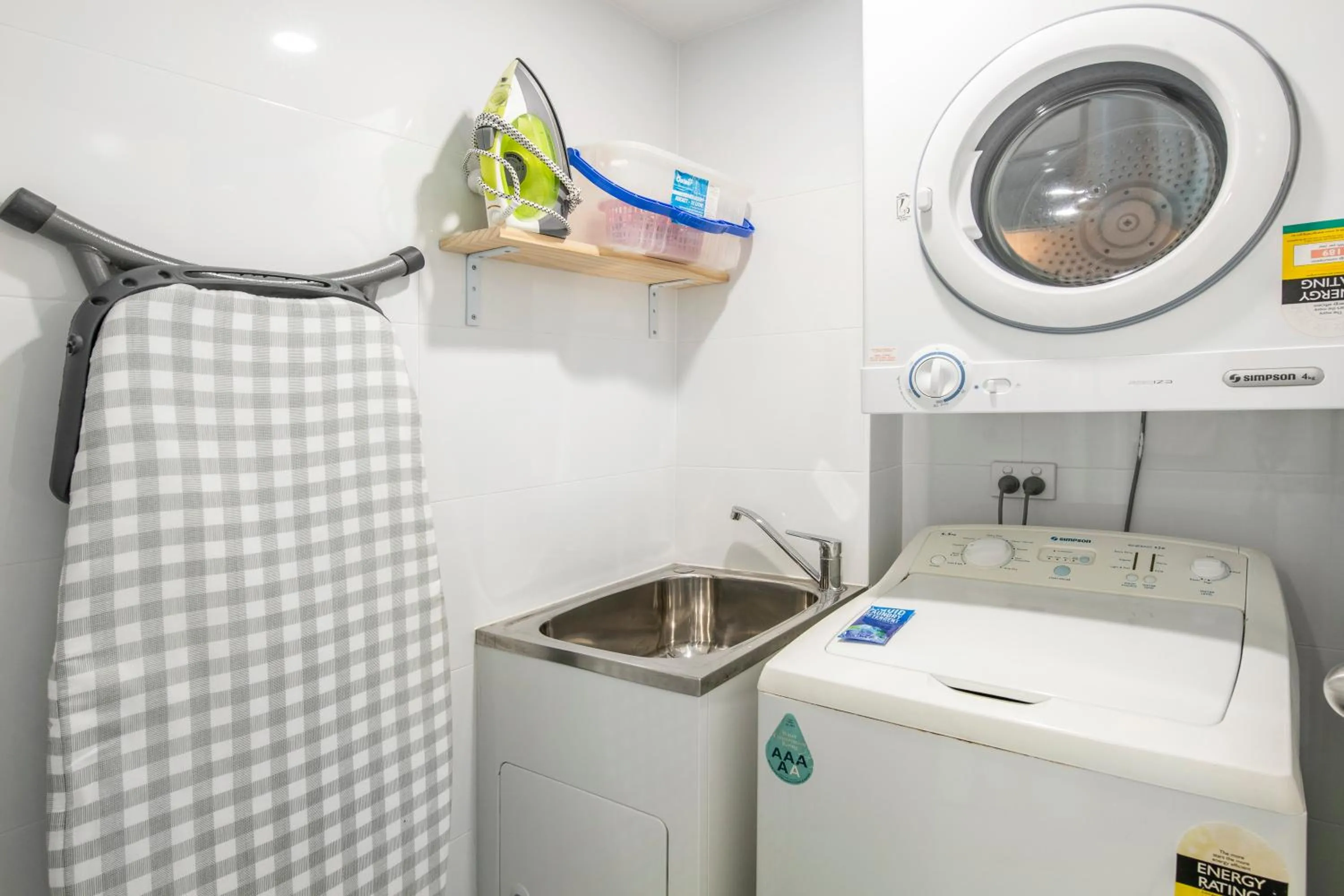 laundry in Moorings On Cavill Surfers Paradise