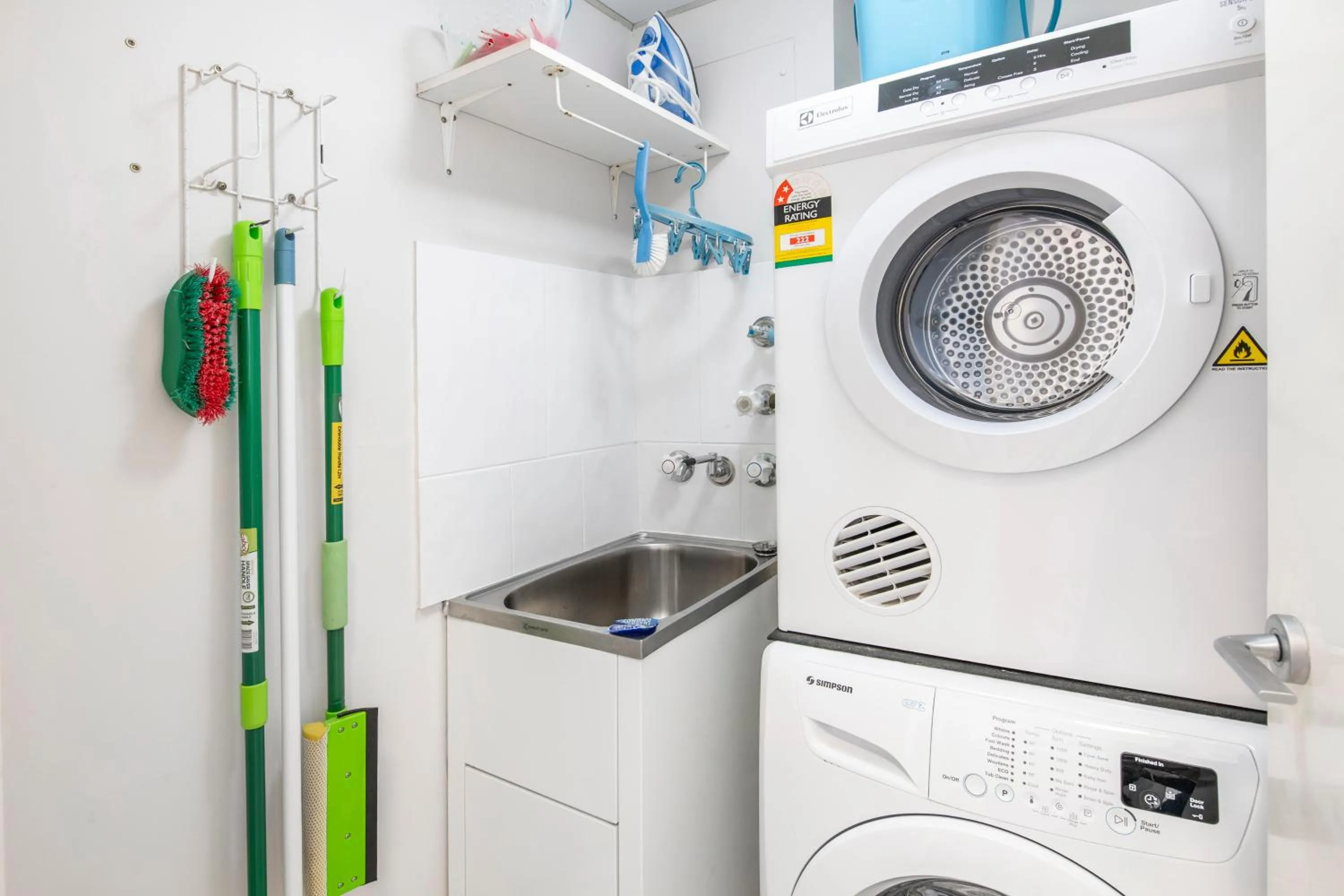 laundry in Moorings On Cavill Surfers Paradise