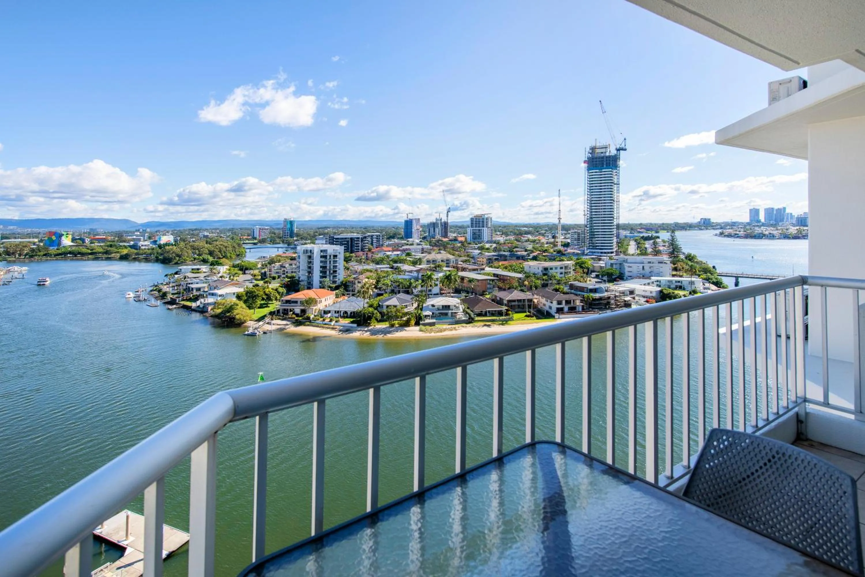 River view in Moorings On Cavill Surfers Paradise