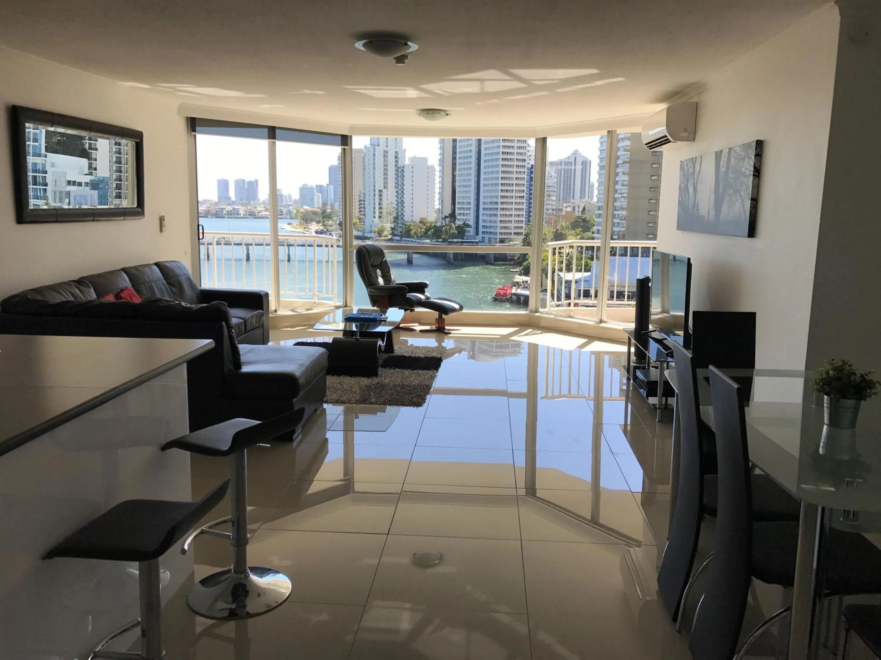 Living room in Moorings On Cavill Surfers Paradise