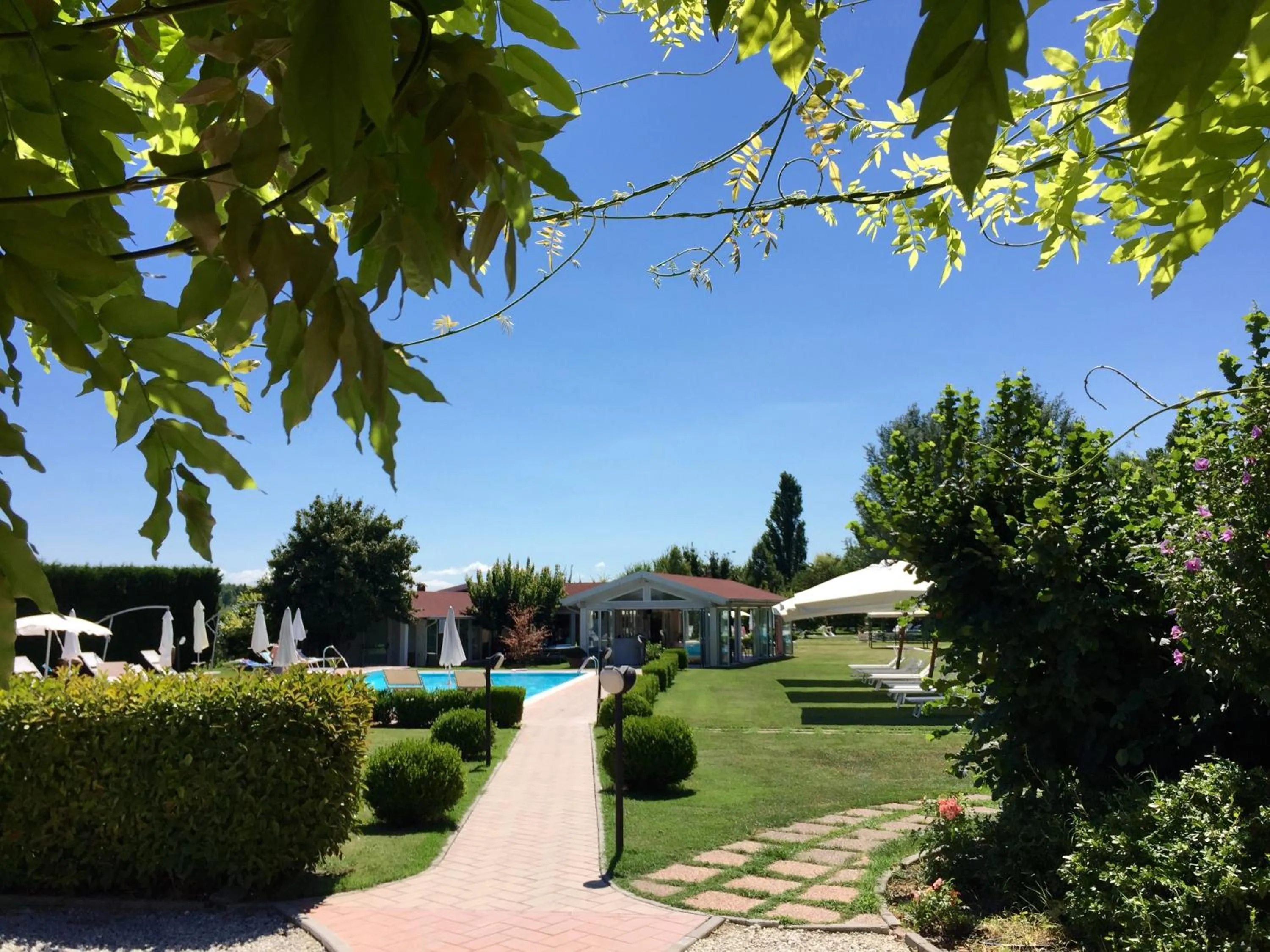 Swimming pool in Agriturismo Lama Di Valle Rosa