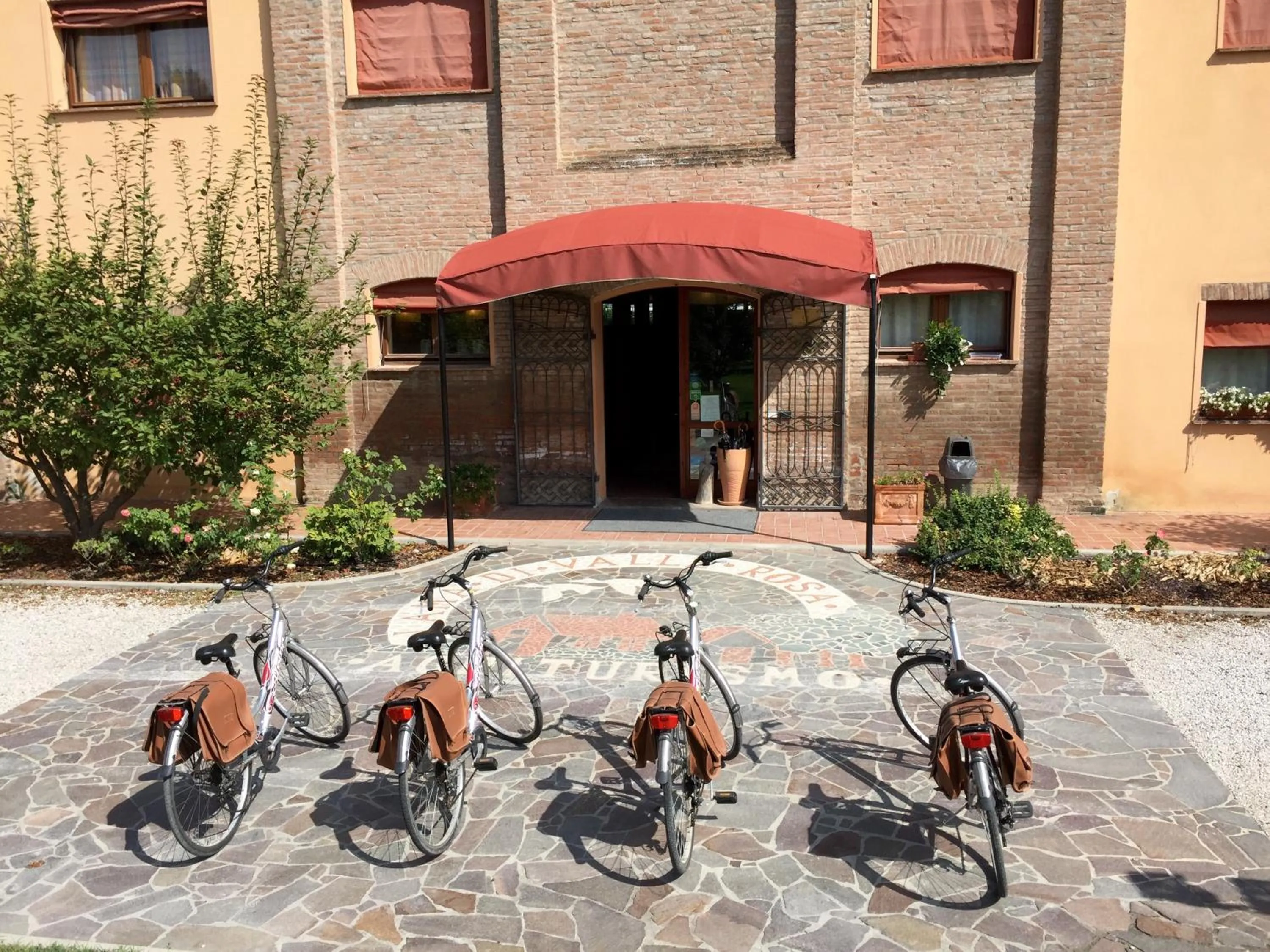 Cycling in Agriturismo Lama Di Valle Rosa