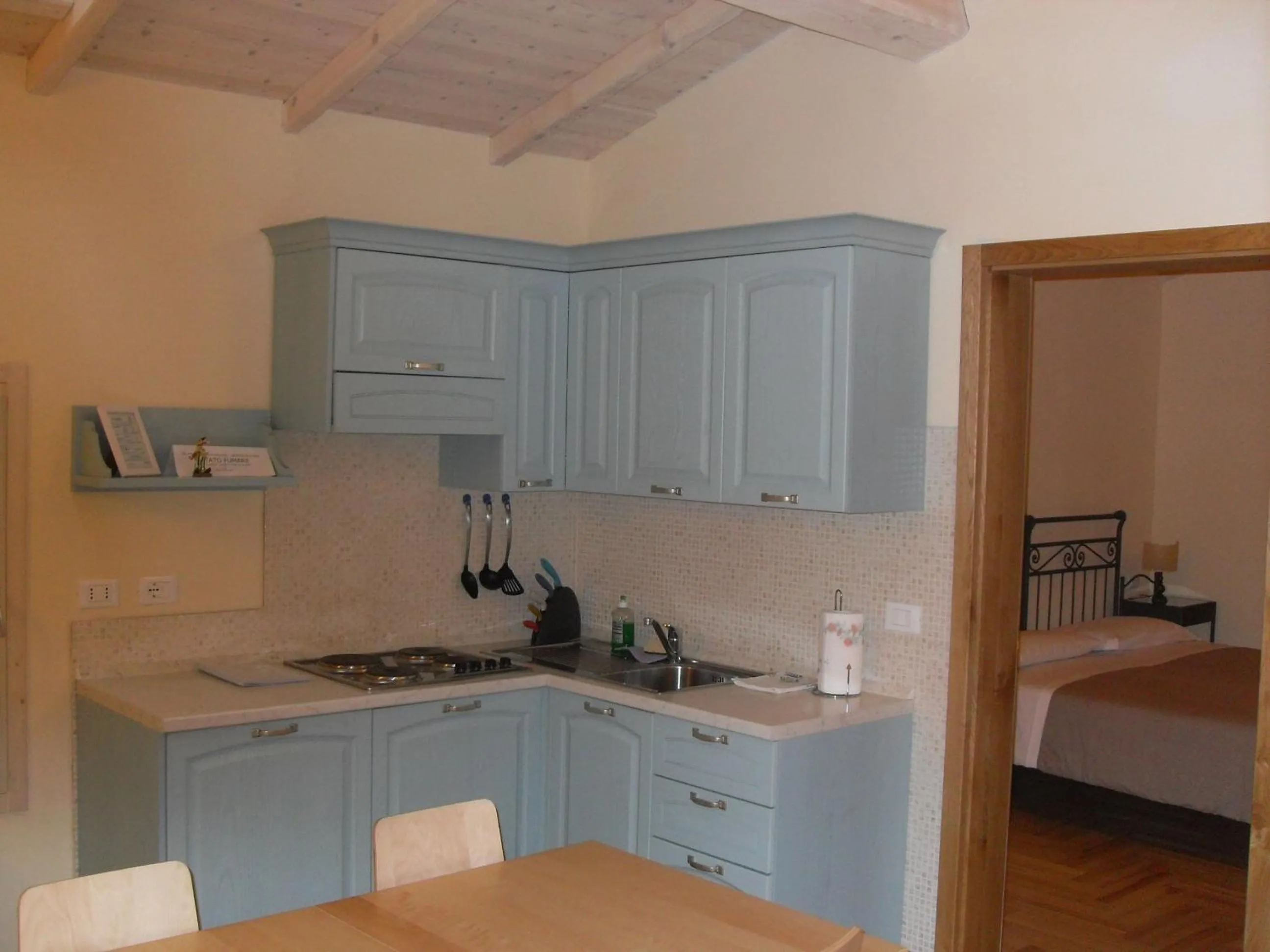 Kitchen or kitchenette in Agriturismo Lama Di Valle Rosa