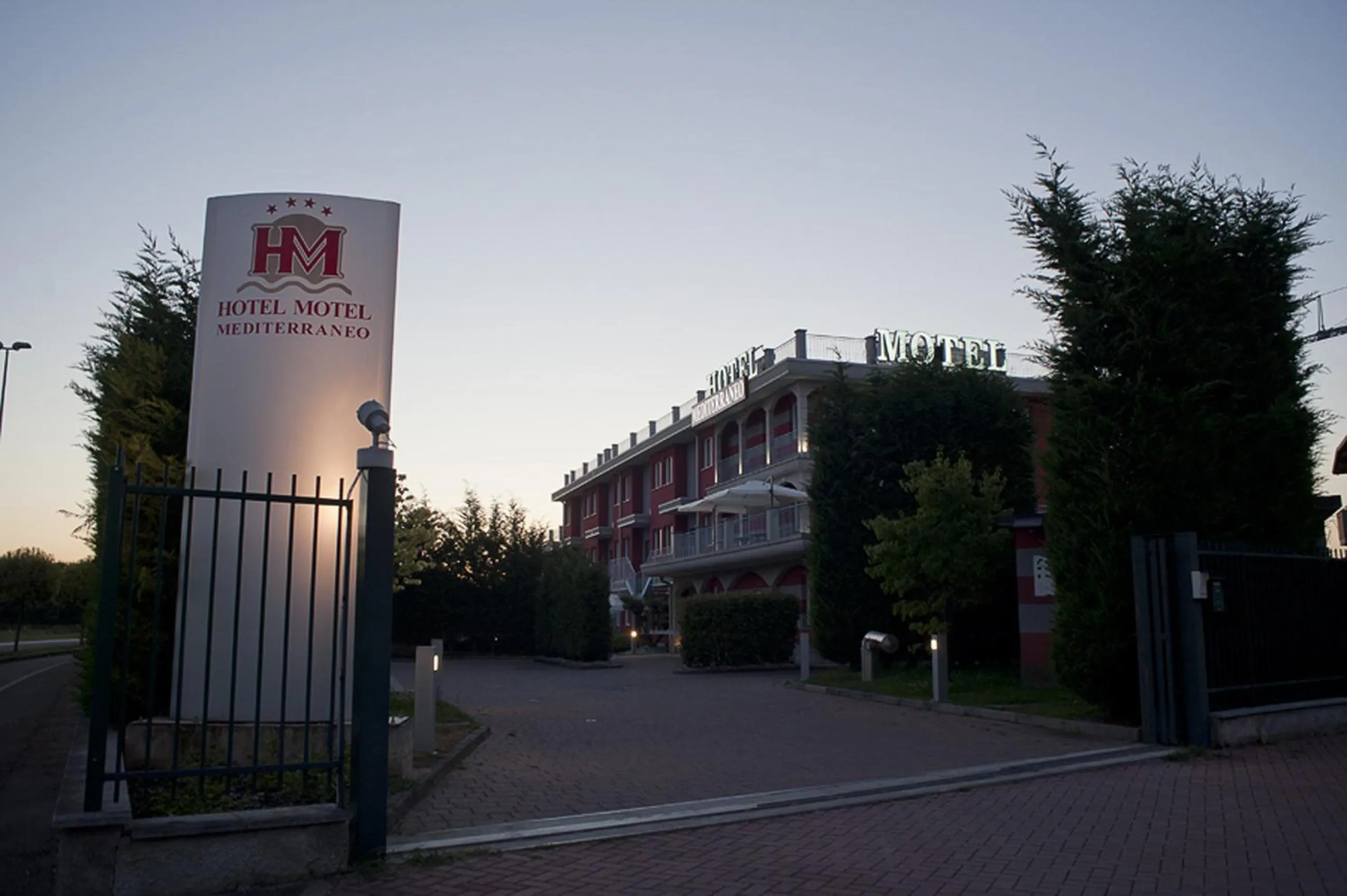 Street view in Hotel Mediterraneo
