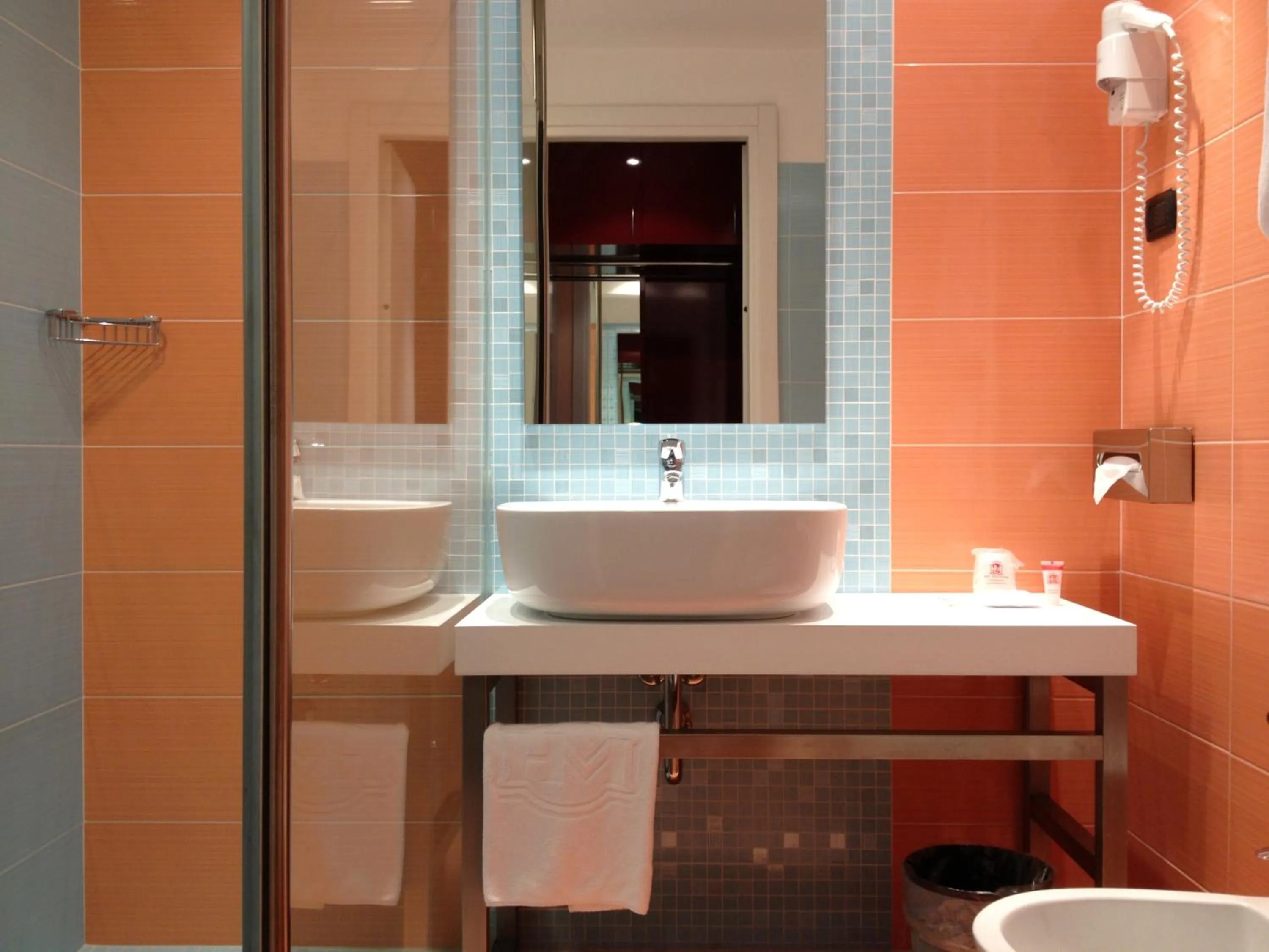 Bathroom in Hotel Mediterraneo