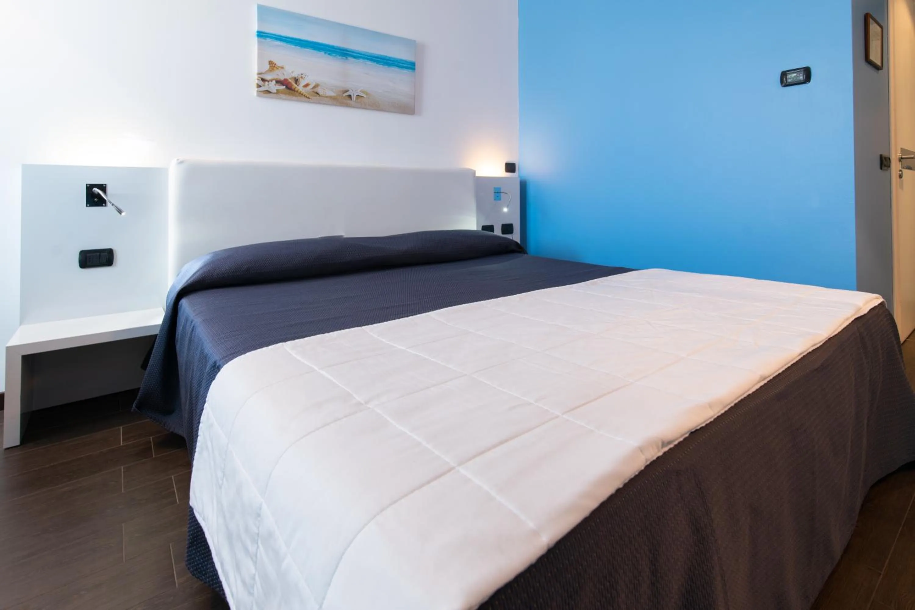 Photo of the whole room, Bed in Hotel Mediterraneo