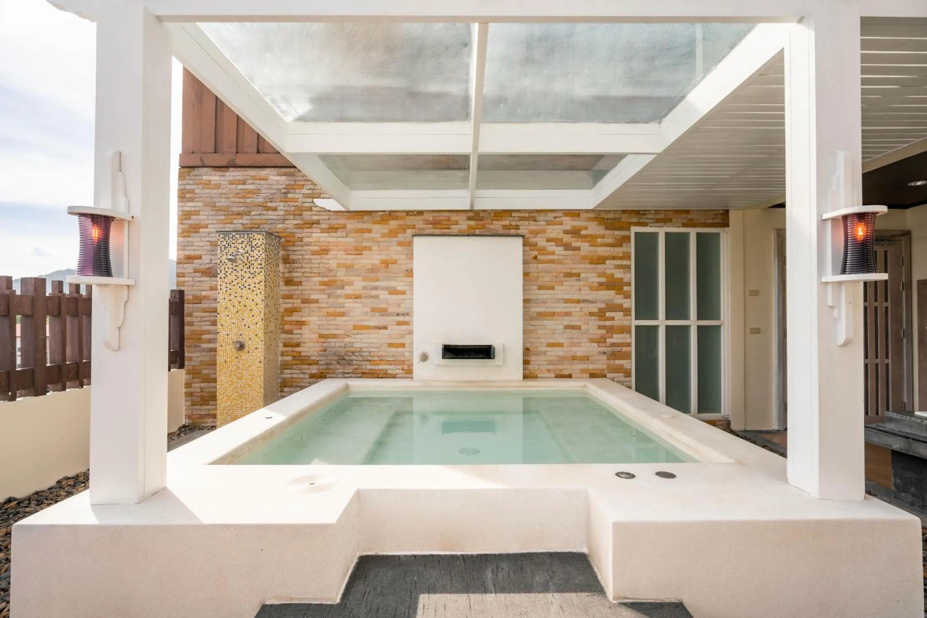 Hot Tub in Ratana Hotel Chalong