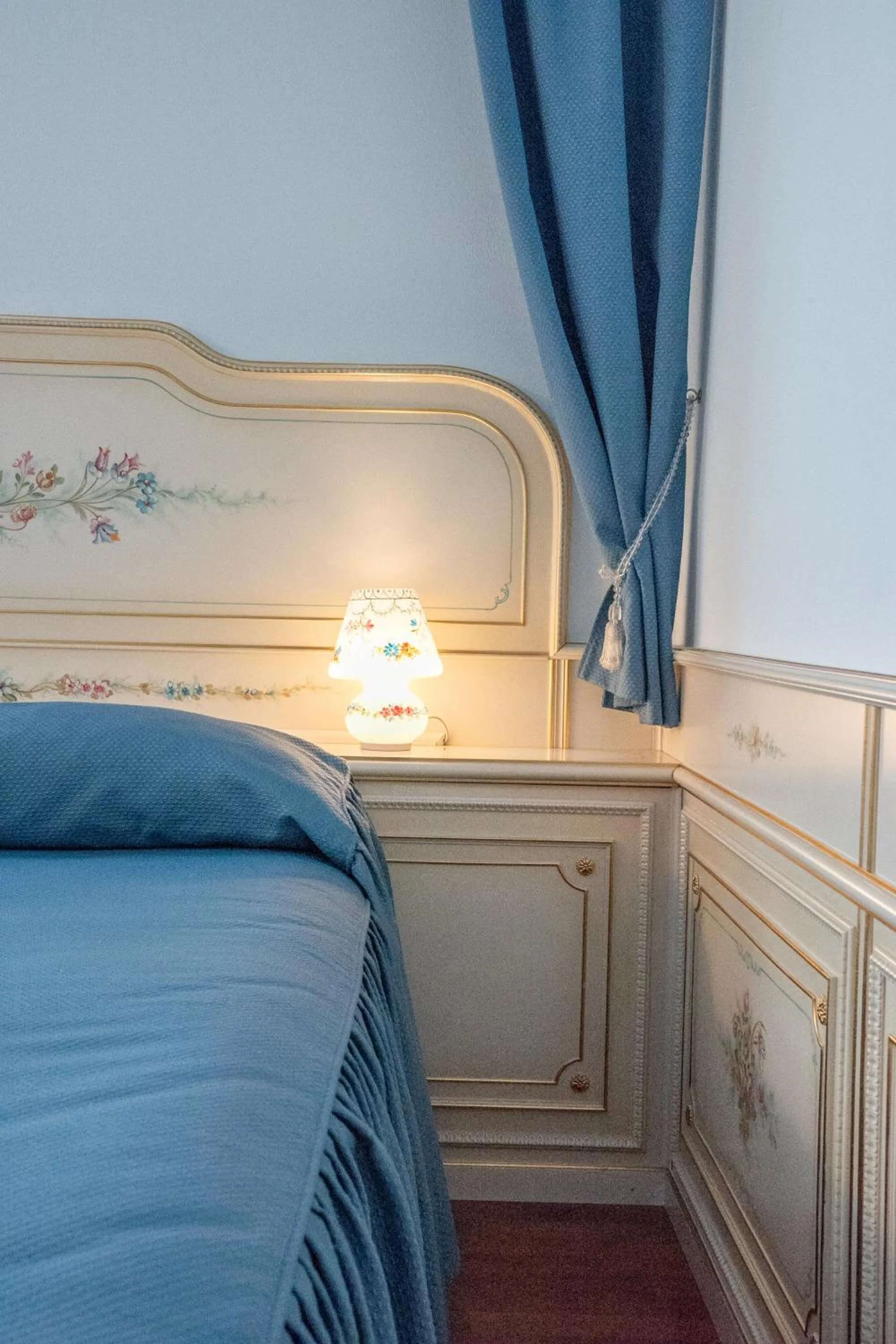 Bedroom, Bed in Melas Hotel