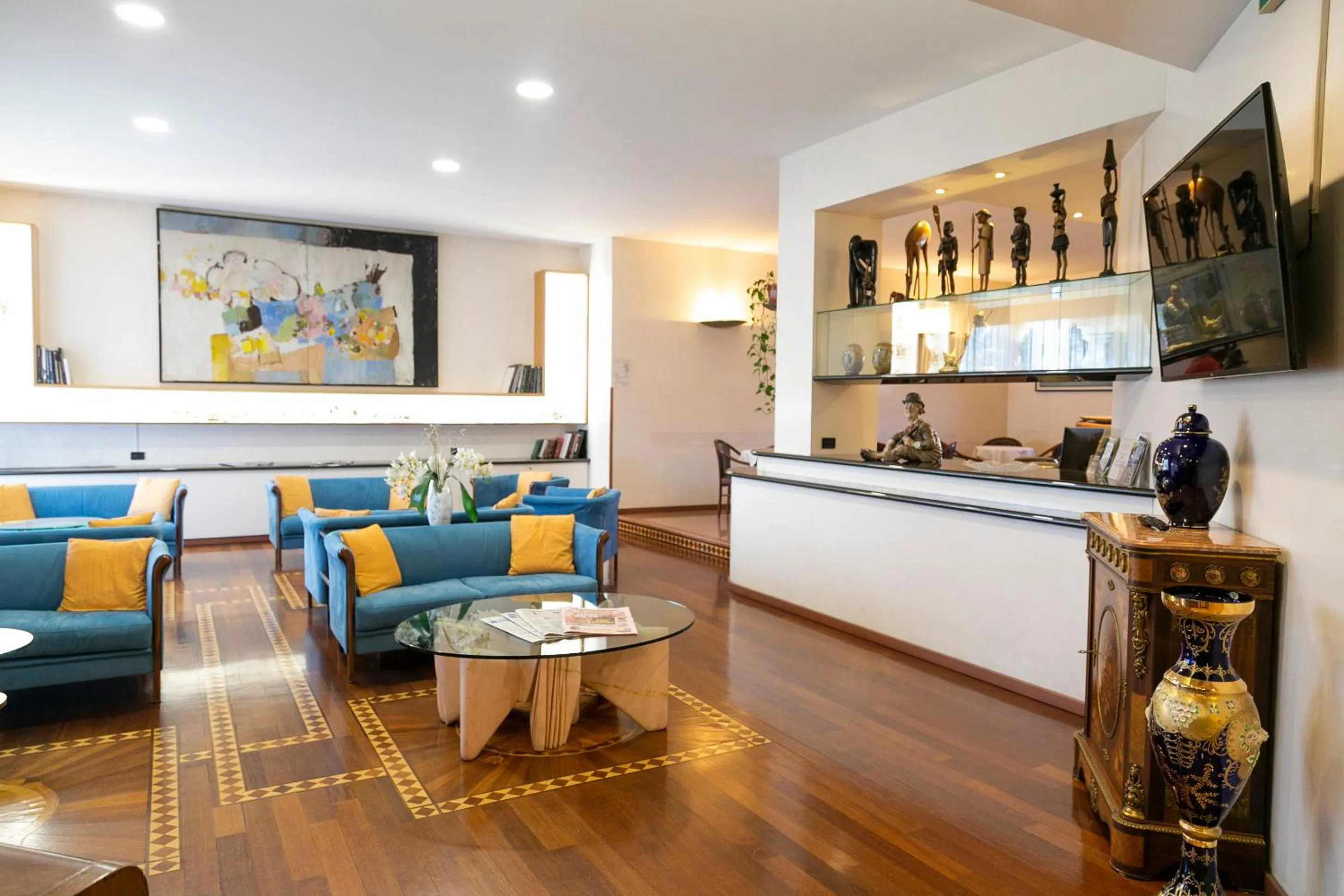 Lounge or bar in Melas Hotel