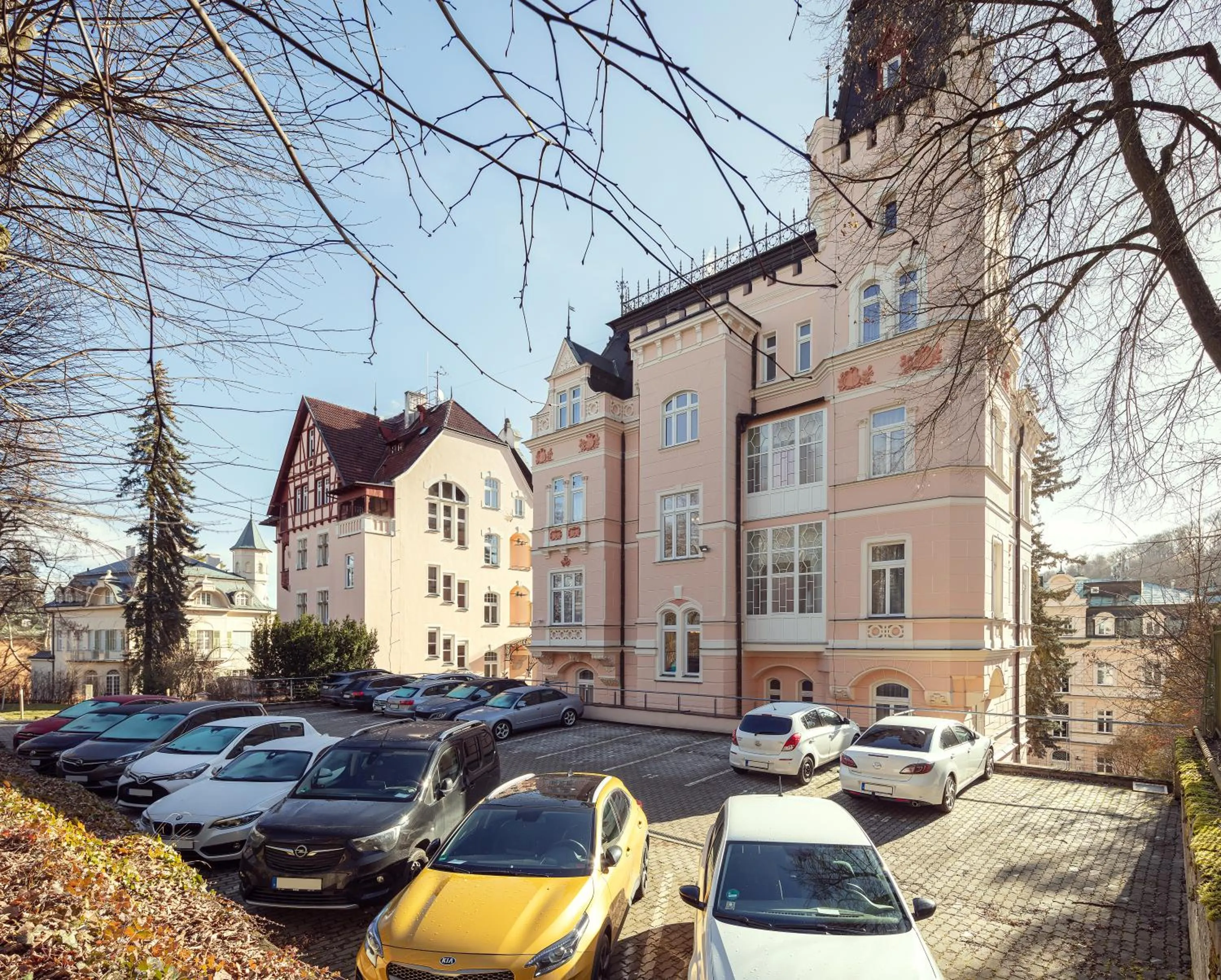 Parking in Spa Hotel Villa Smetana