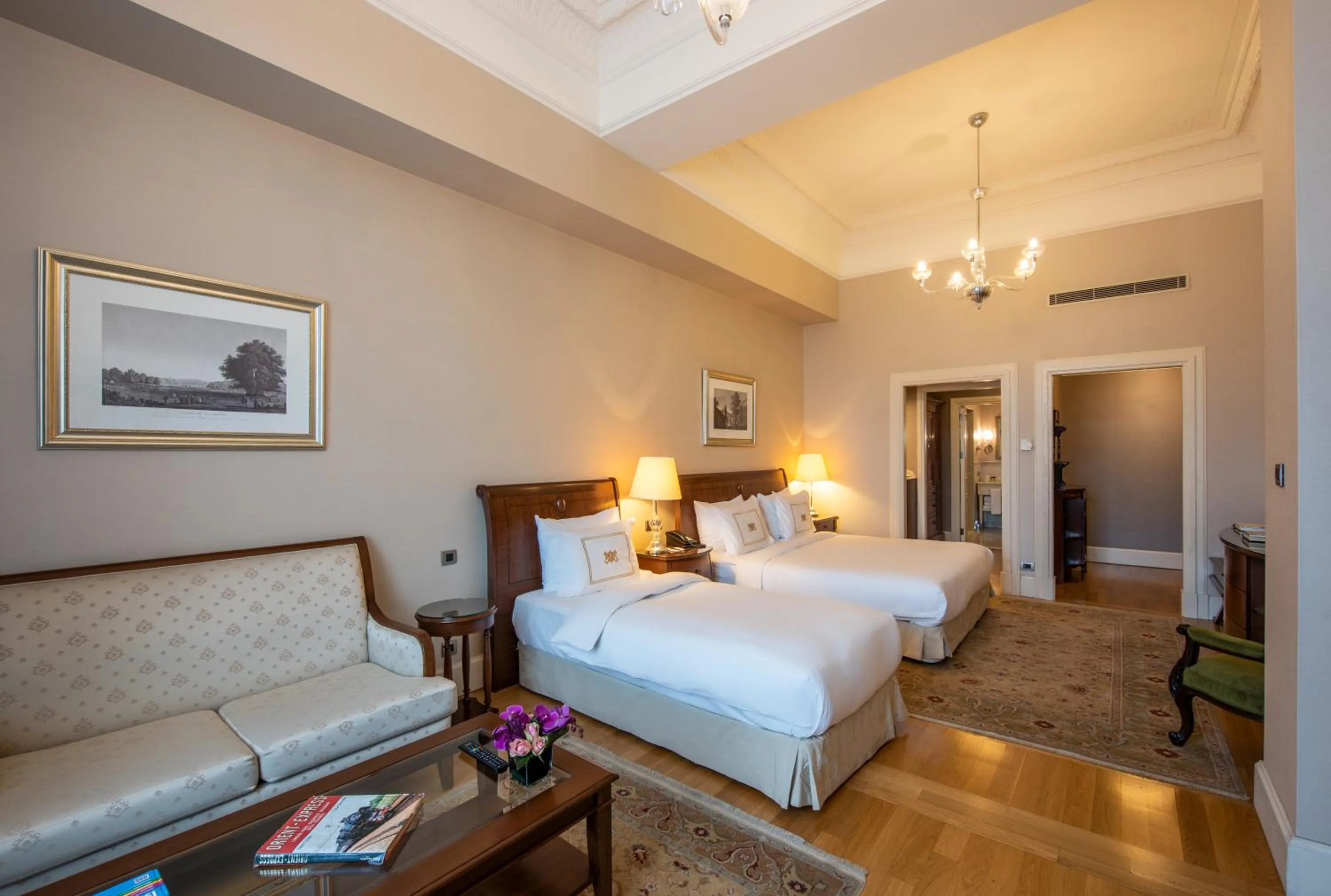 Bedroom, Bed in Pera Palace Hotel