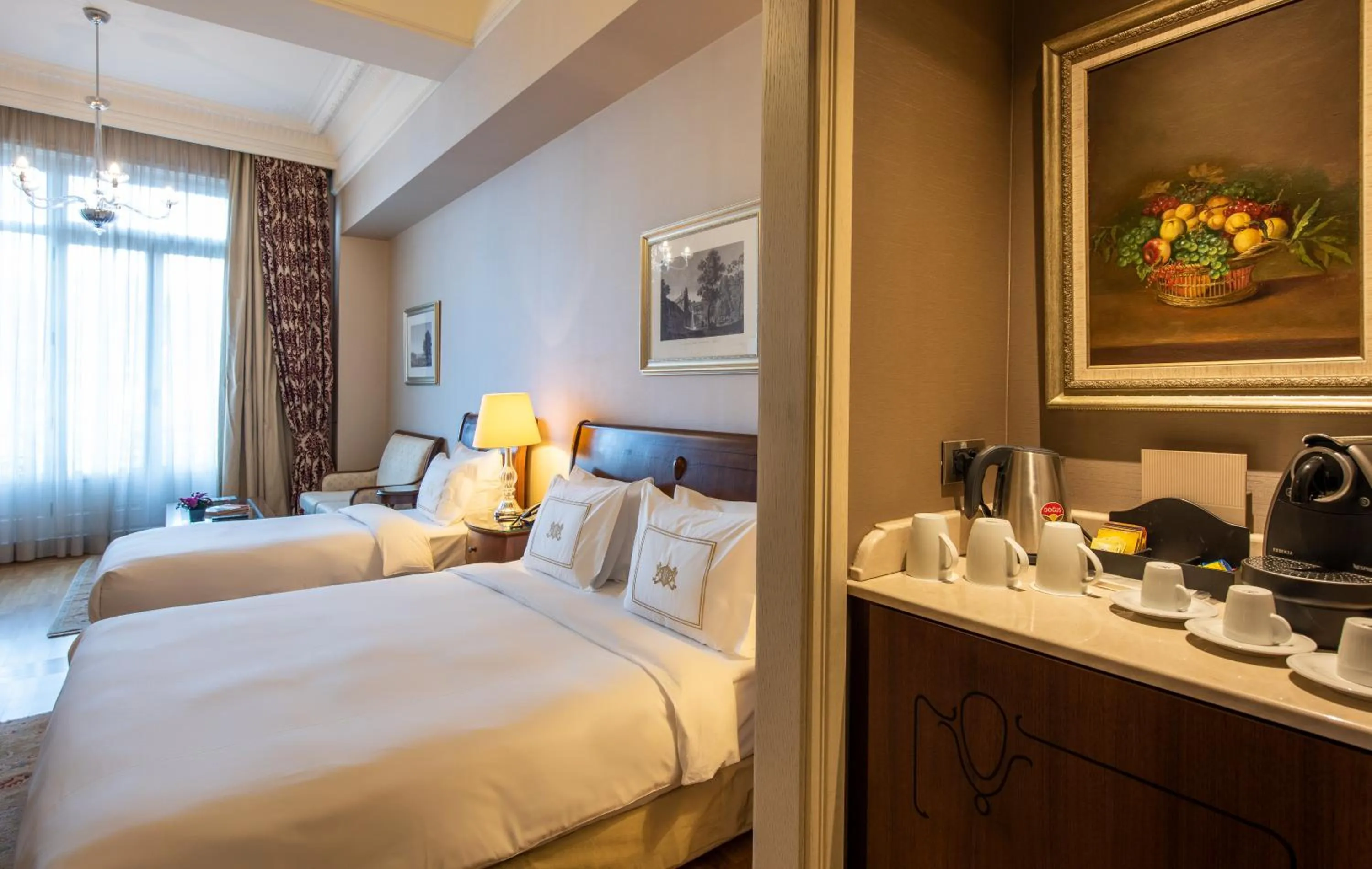 Bed in Pera Palace Hotel