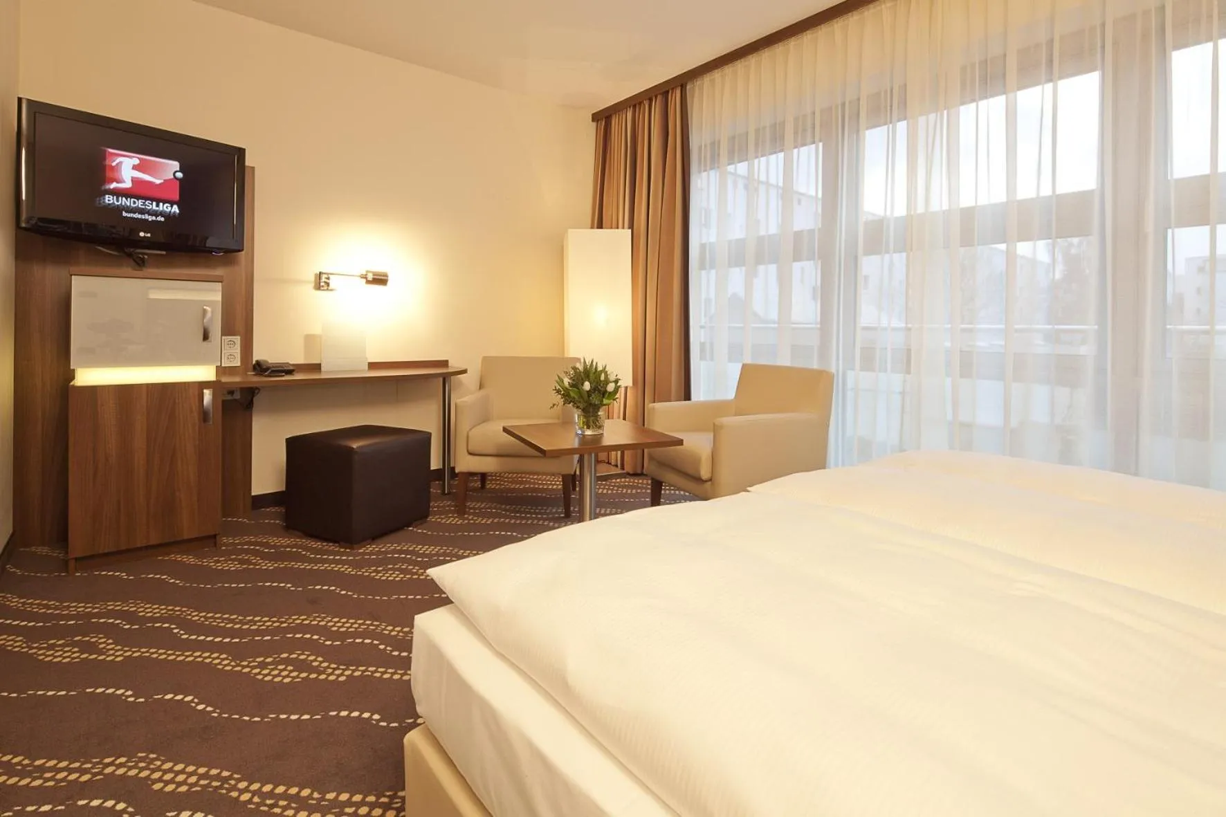 Photo of the whole room, Bed in Heikotel - Hotel Am Stadtpark