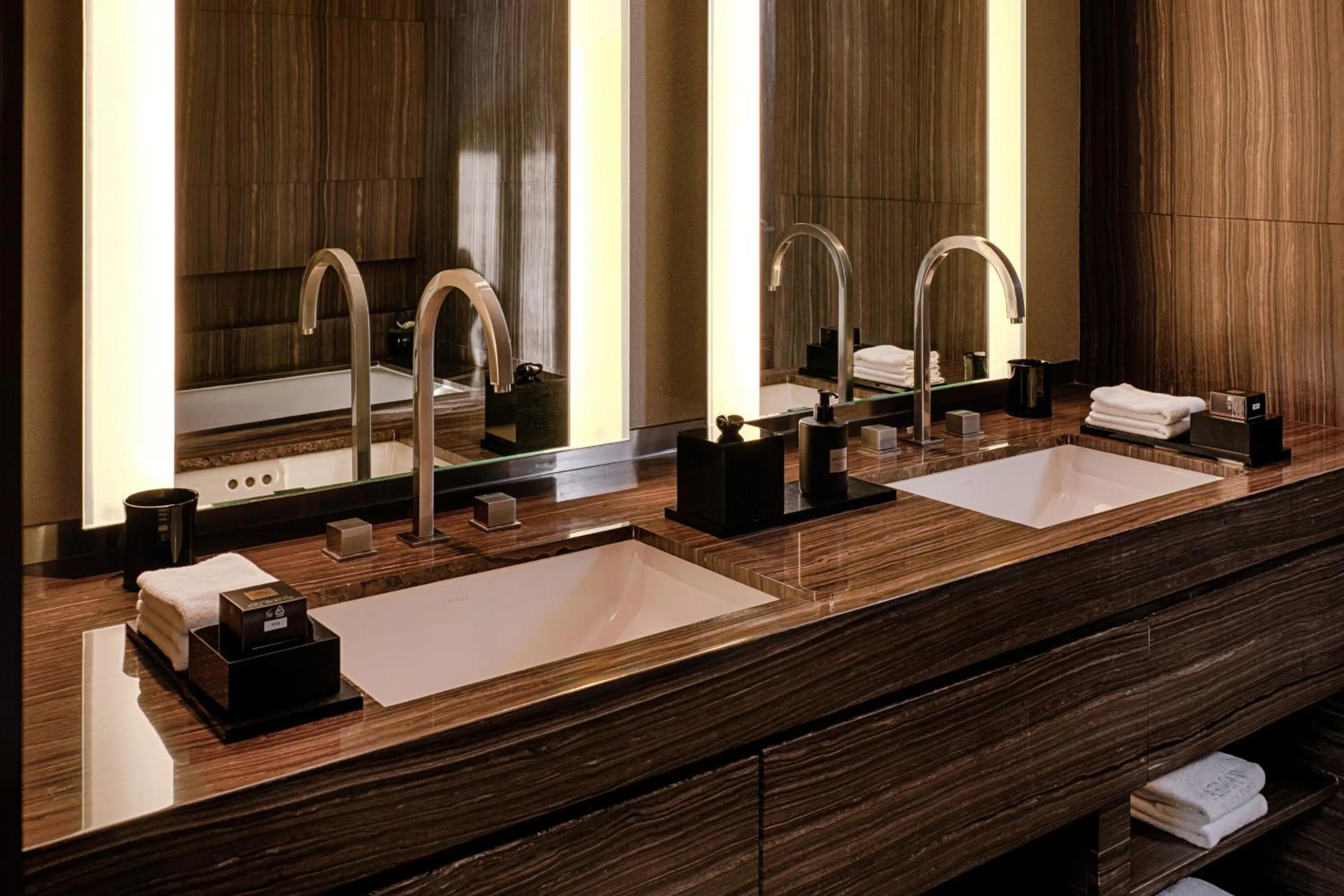 Bathroom in Armani Hotel Dubai, Burj Khalifa