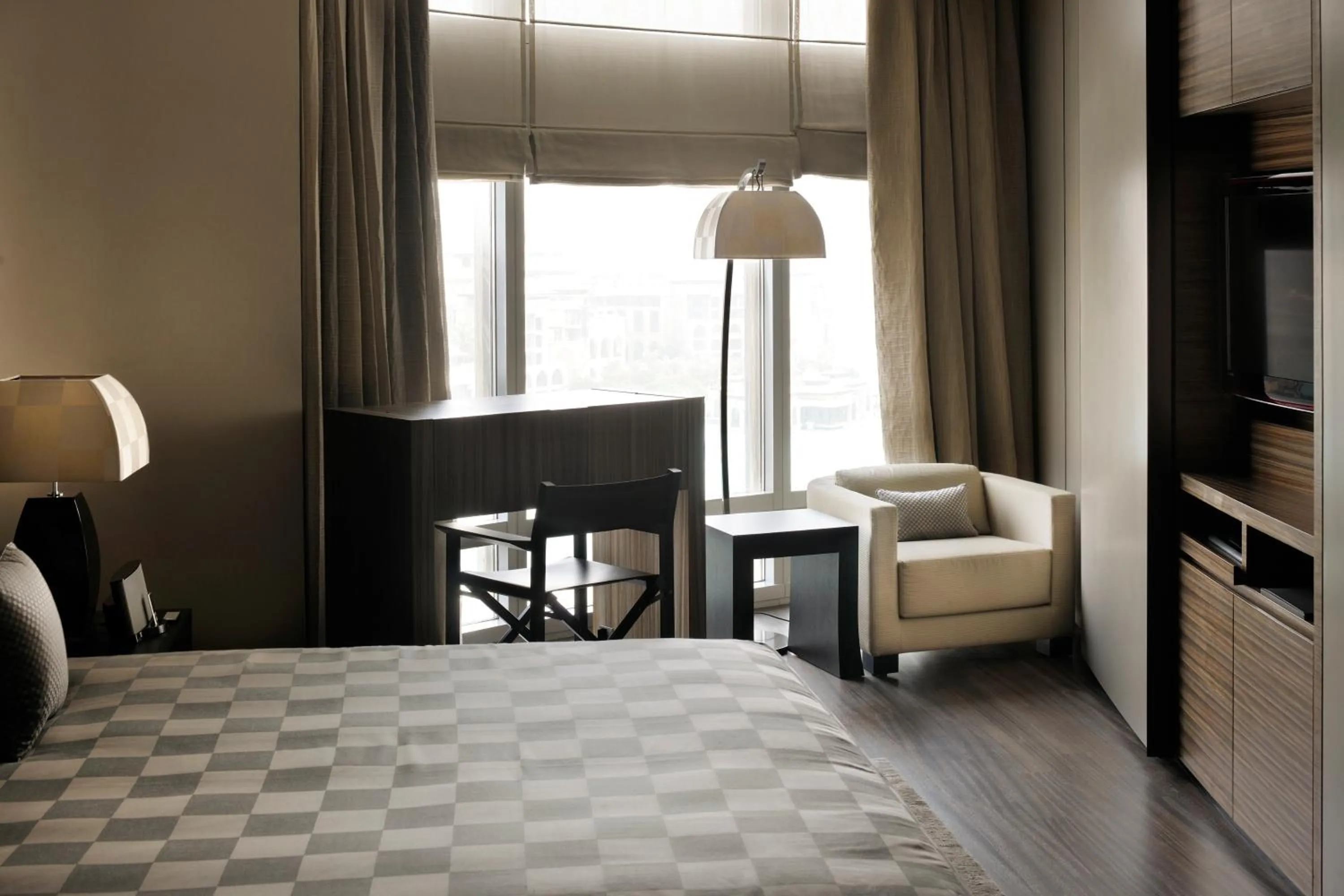 Photo of the whole room, Bed in Armani Hotel Dubai, Burj Khalifa