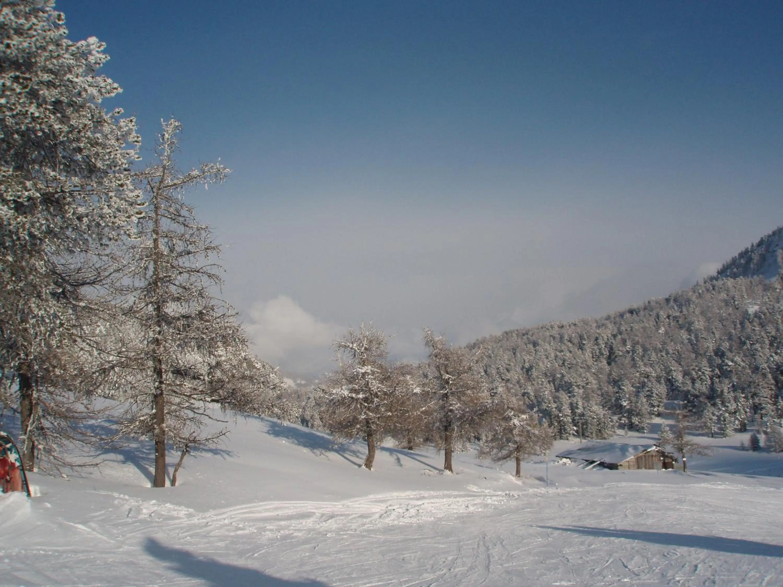 Skiing in Hotel Oberje Dla Viere