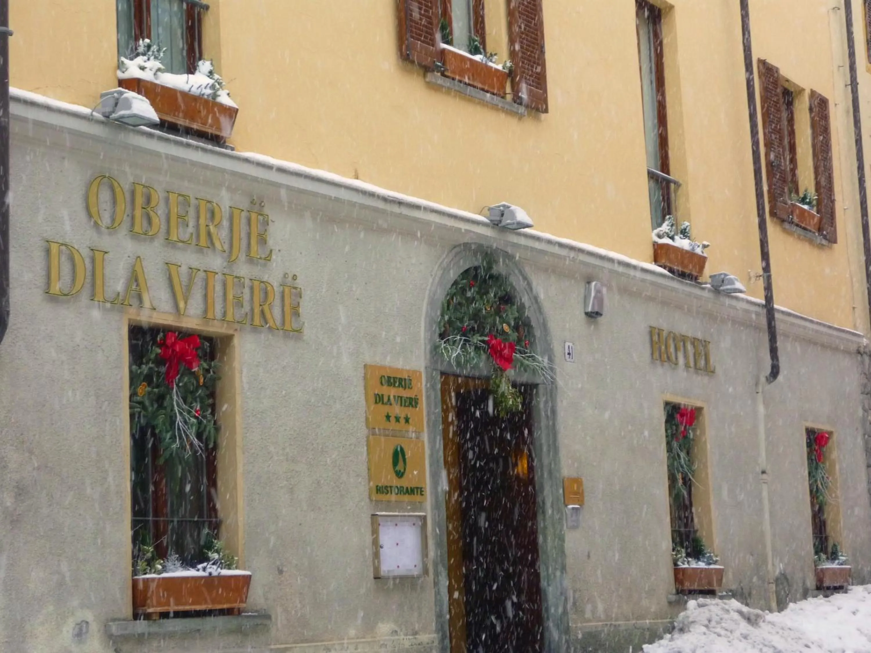 Property building in Hotel Oberje Dla Viere